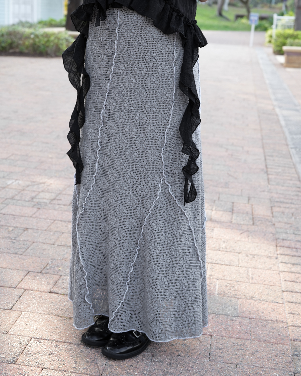 推！小花不規則明線人魚裙 · 3色入