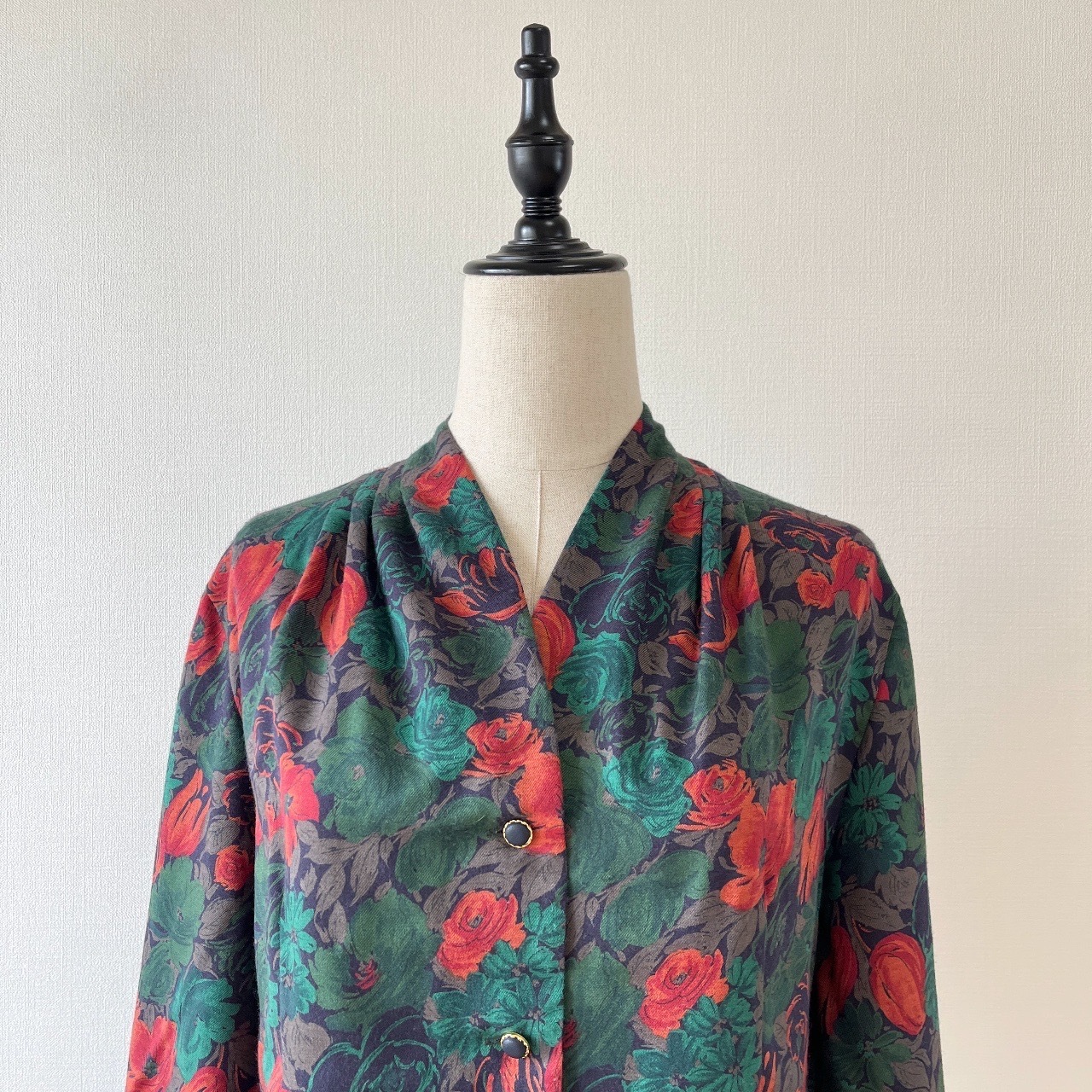 墨綠色玫瑰色V領羊毛古著上衣