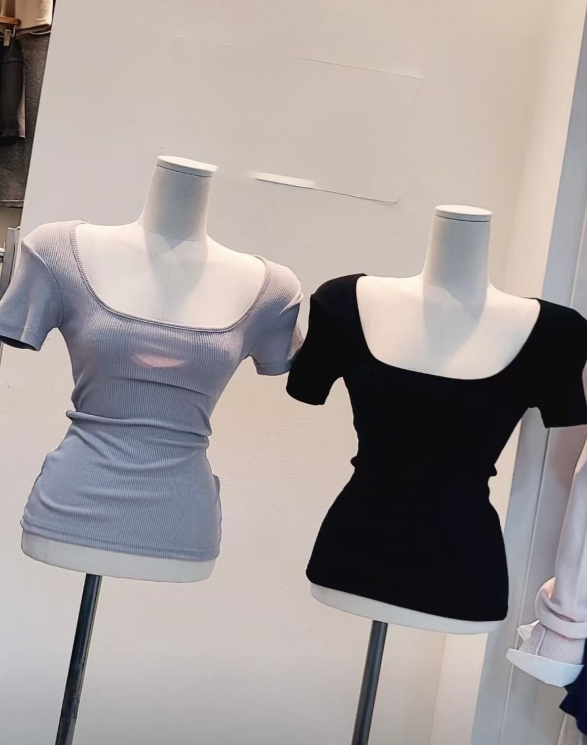 122 正韓修身顯瘦大U領上衣