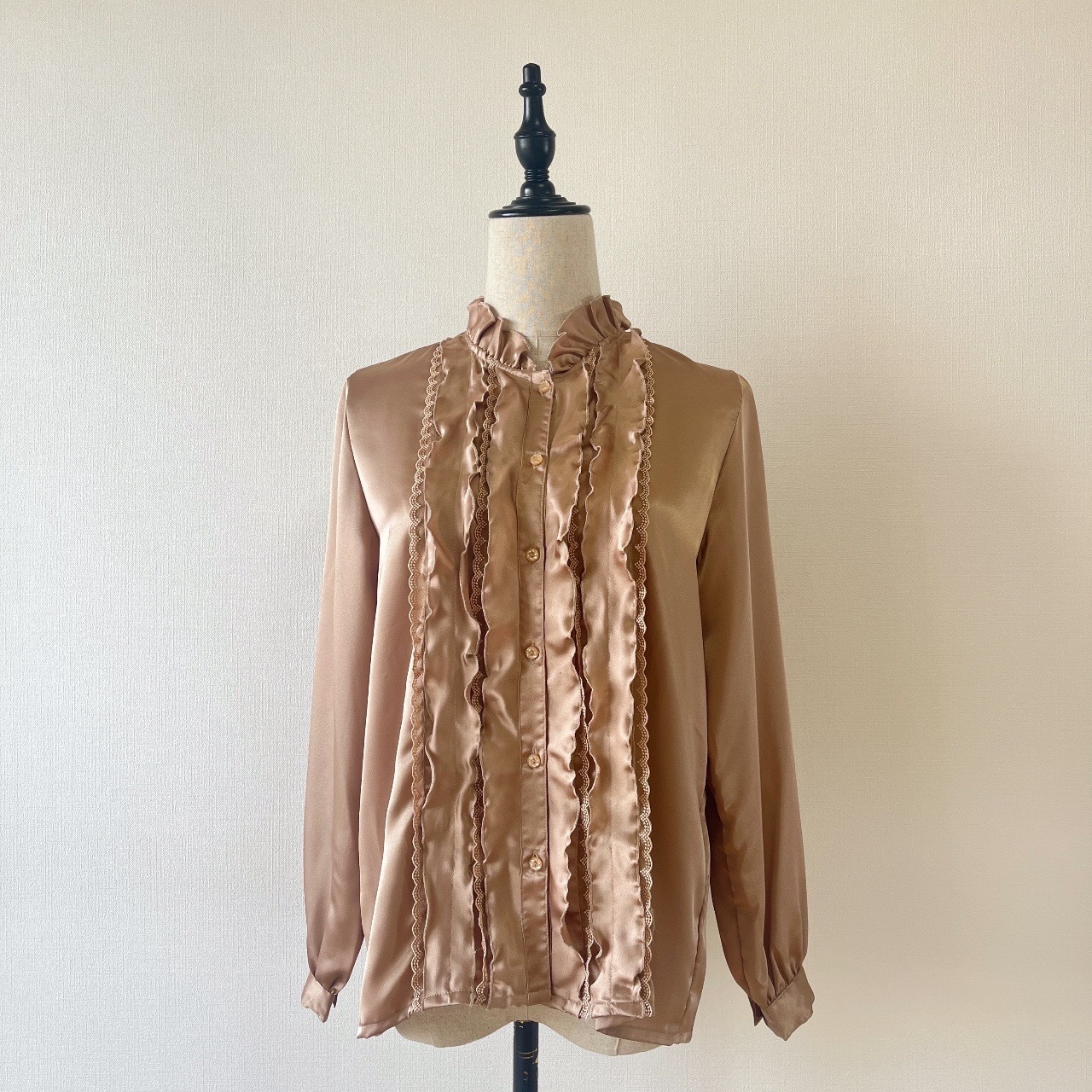 日本製金色荷葉領古著上衣