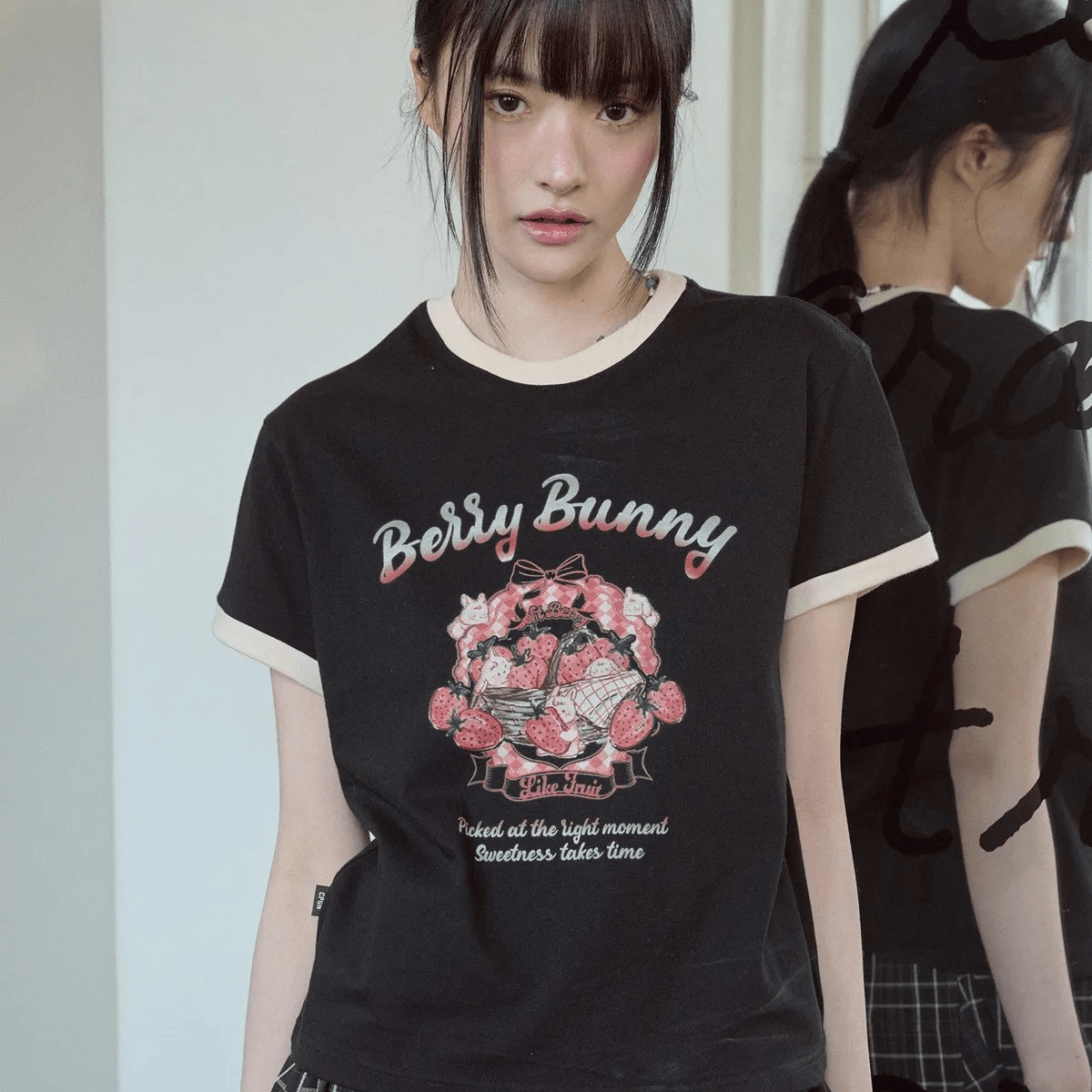 CPGN STUDIO｜Strawberry CROP IV T-Shirt [2 colors]