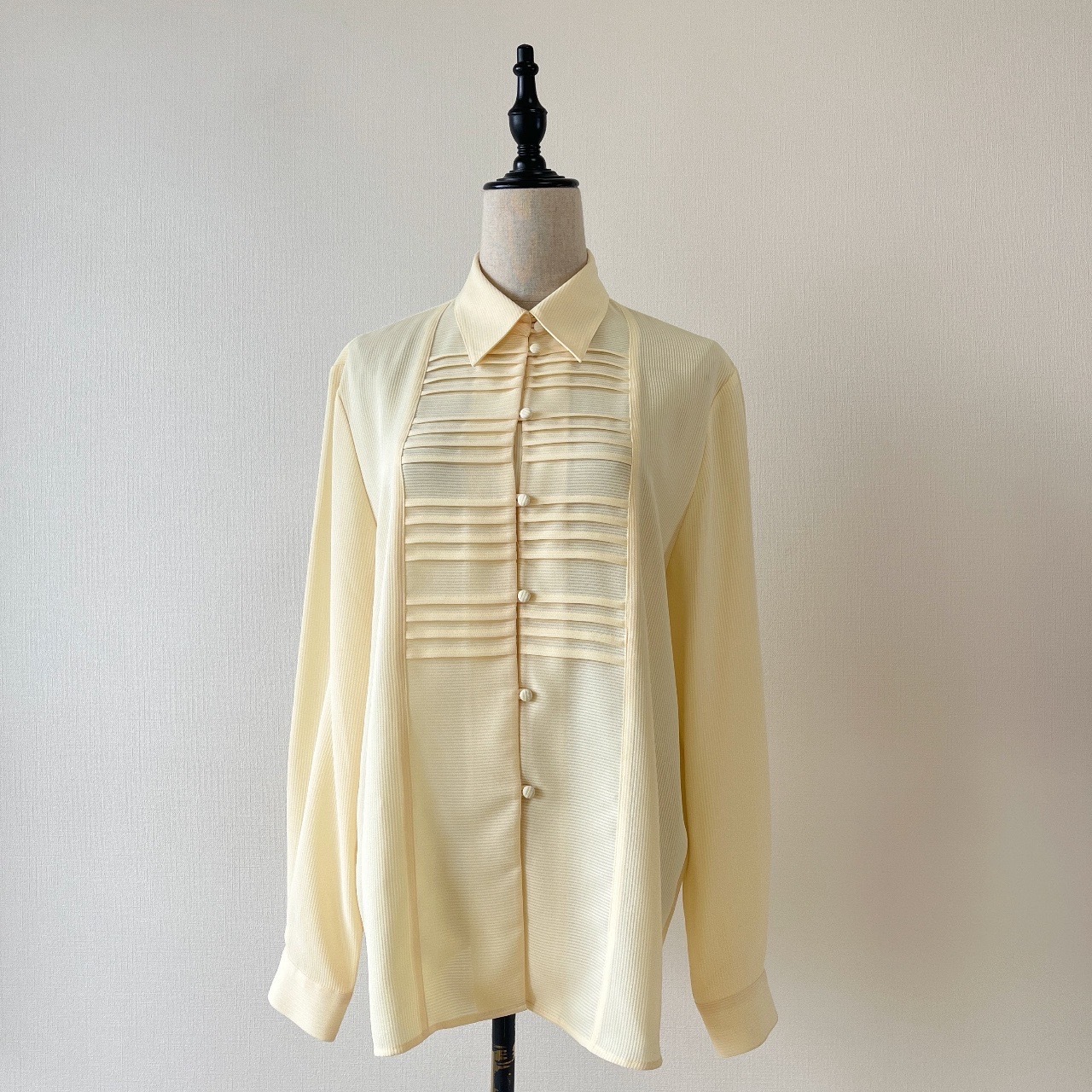 高島屋米黃色簡約古著上衣