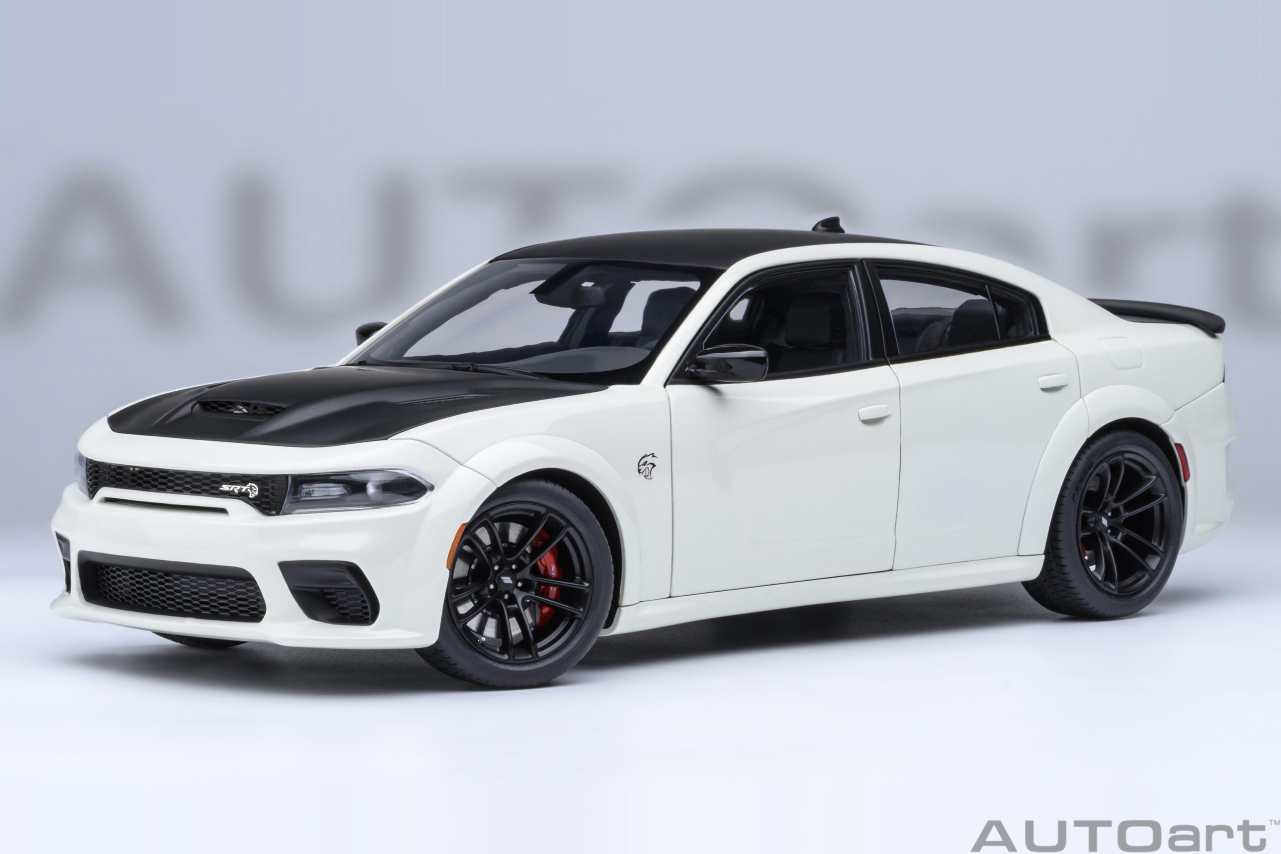 預訂 (訂金$300) (預訂價$1728) :1/18 AUTOART Dodge Charger SRT Hellcat Redeye Jailbreak (Knuckle White) ( 71751 )
