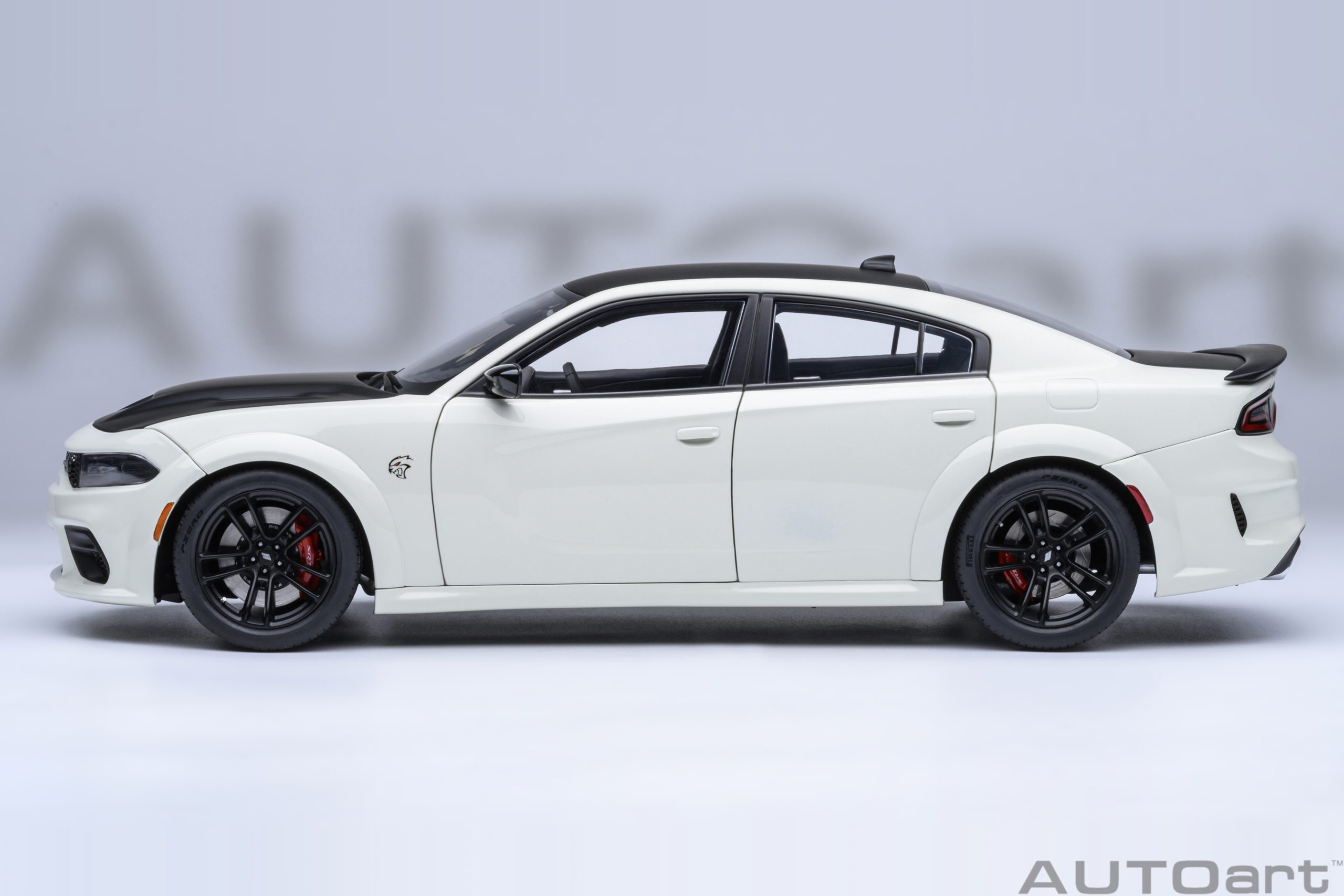 預訂 (訂金$300) (預訂價$1728) :1/18 AUTOART Dodge Charger SRT Hellcat Redeye Jailbreak (Knuckle White) ( 71751 )