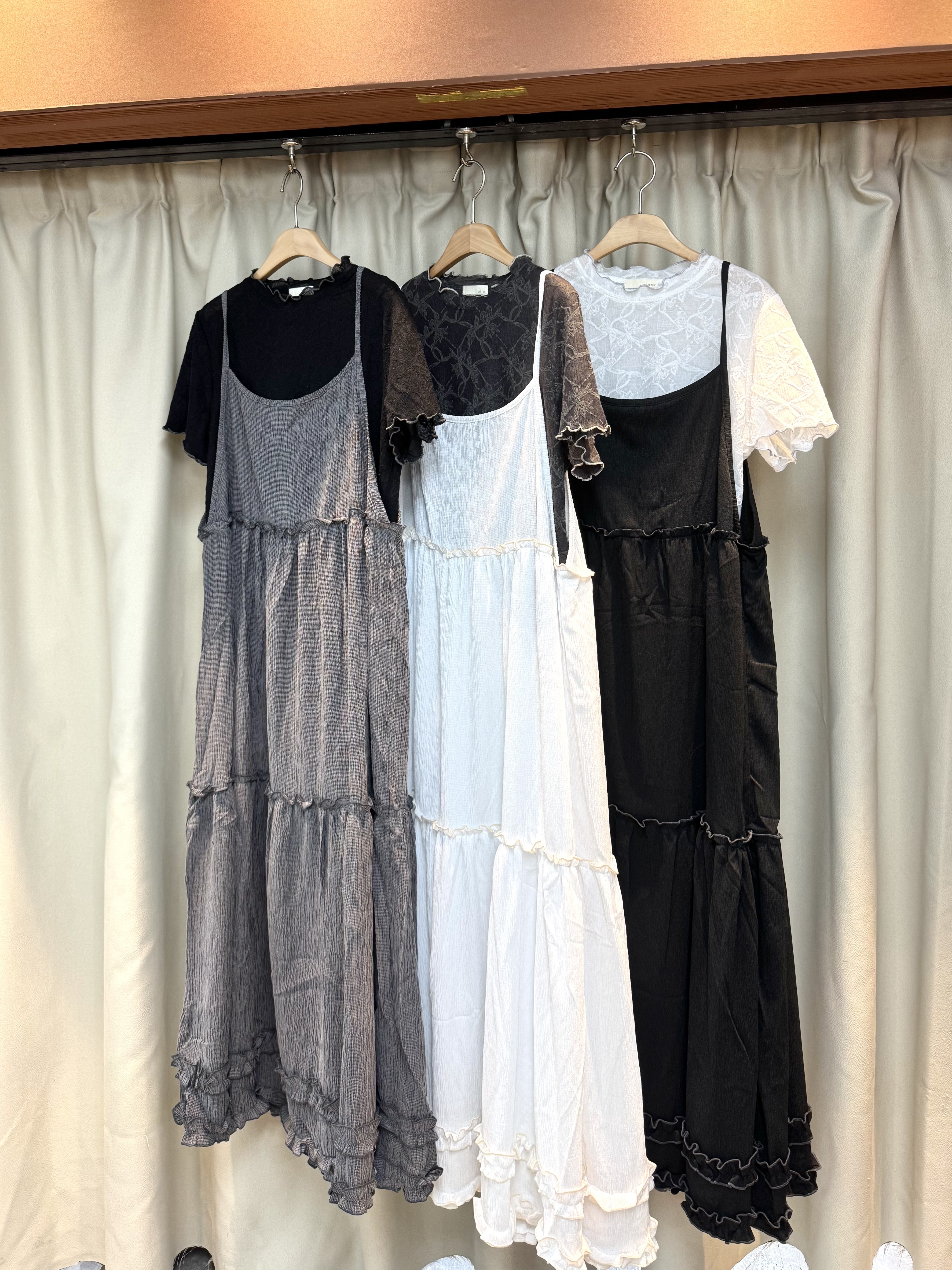 【早鳥價減$30✨】樹紋拼色花邊吊帶OPS