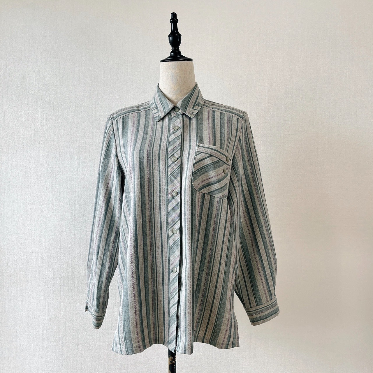 灰色條紋古著上衣