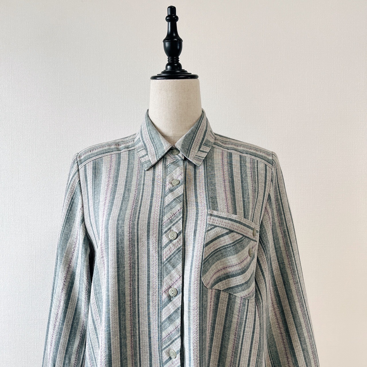 灰色條紋古著上衣