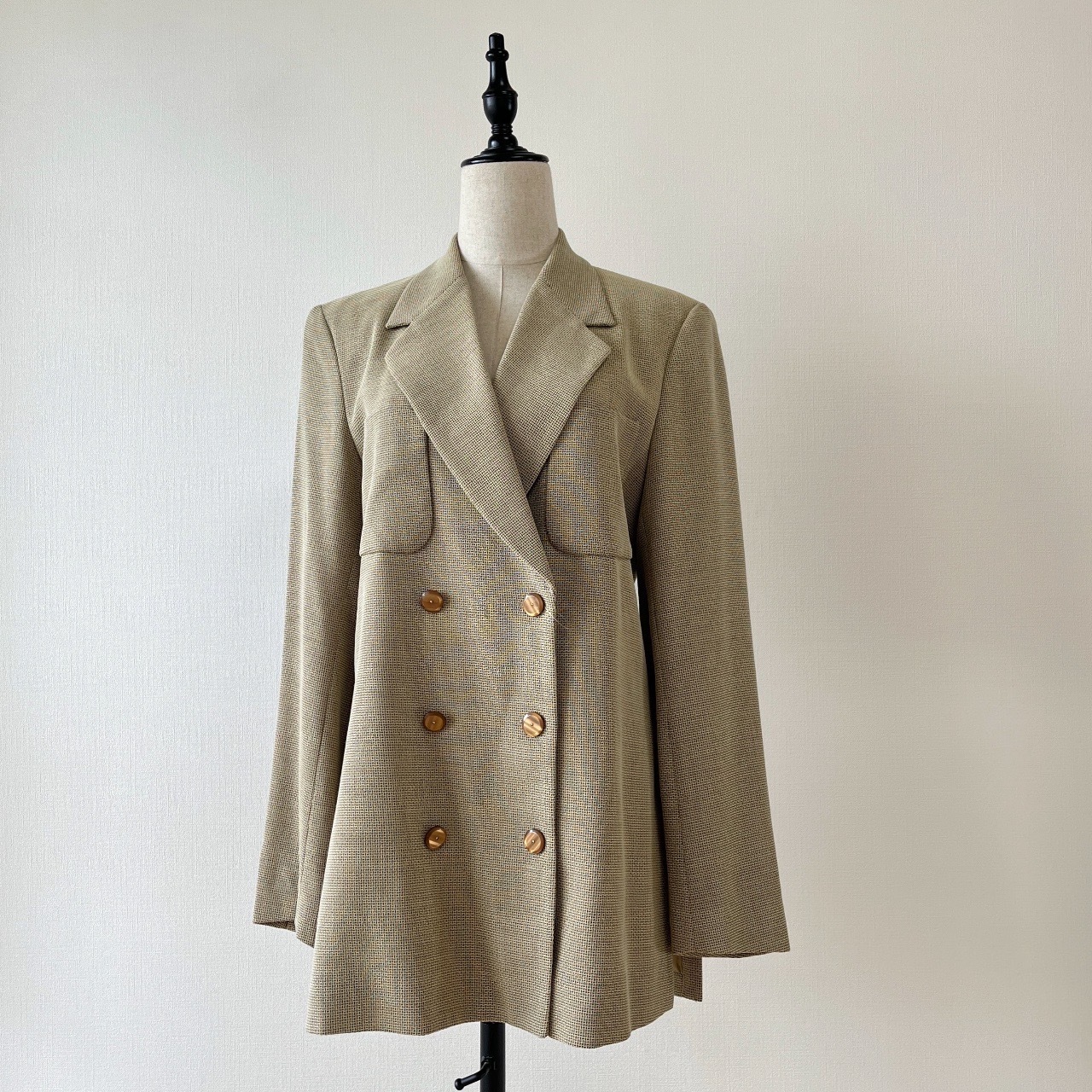 意大利製淺卡其色孖襟羊毛外套