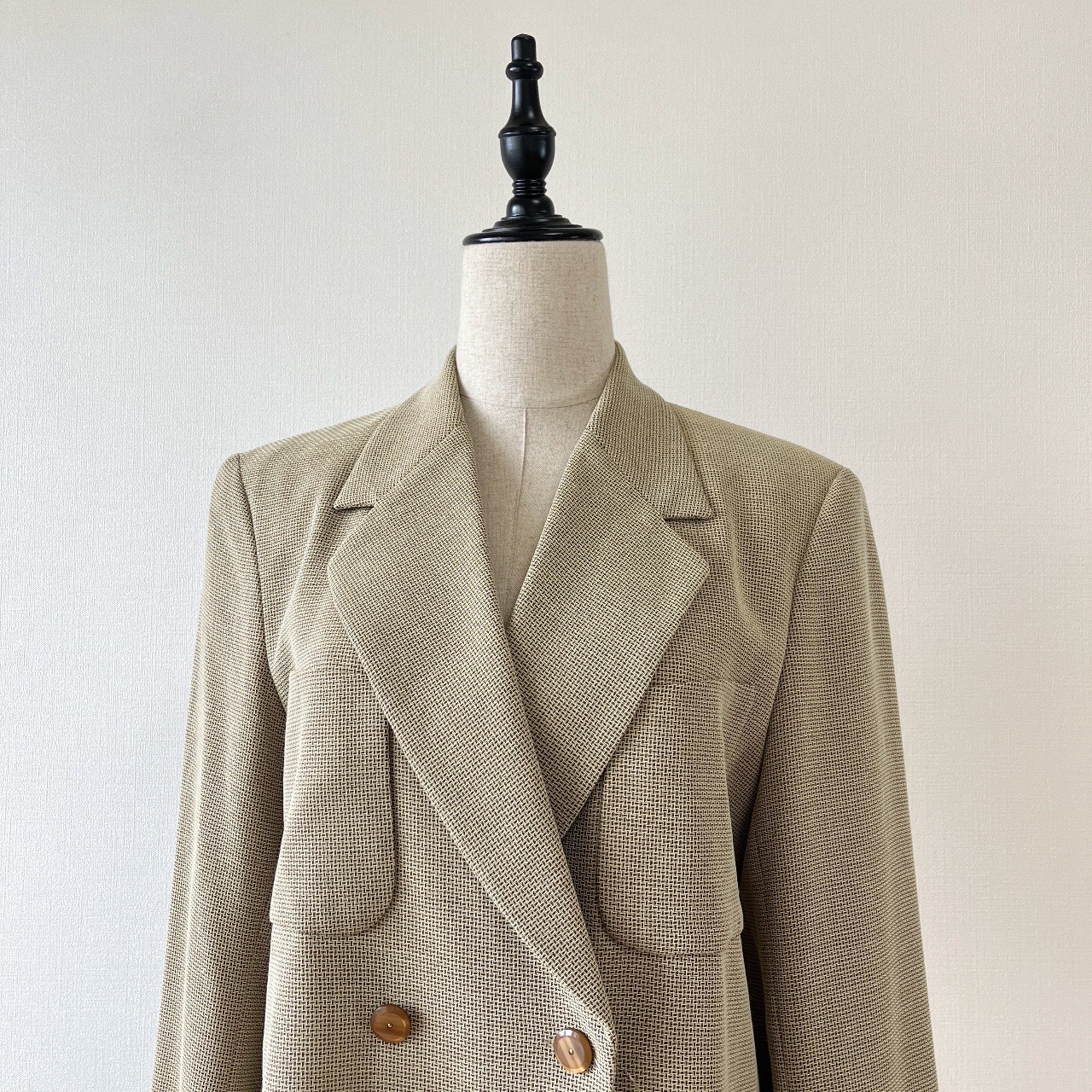 意大利製淺卡其色孖襟羊毛外套