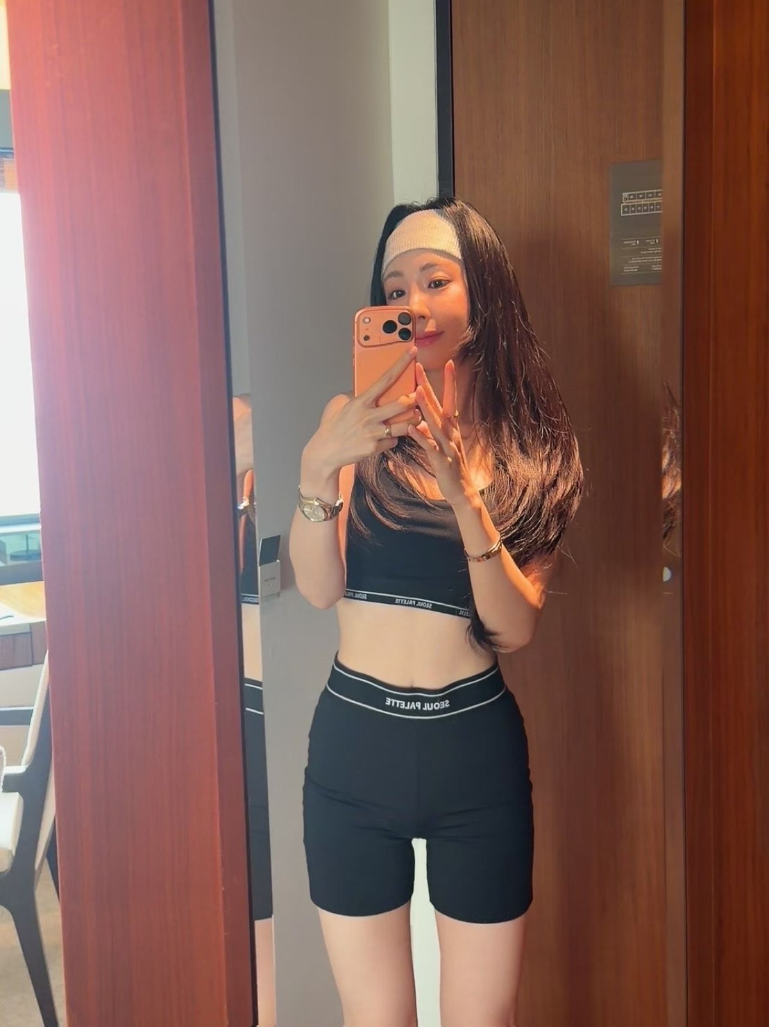 黑色背交叉bra背心    內搭短褲