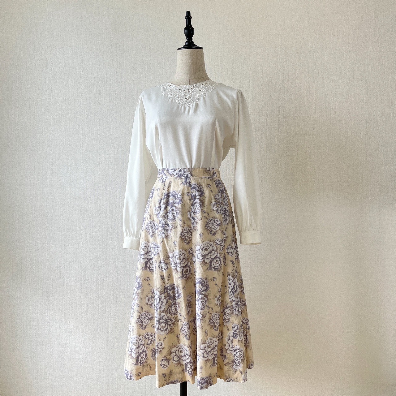 Cacharel米色綿質大花半裙