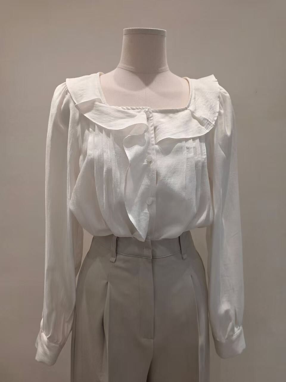 簡約大方上衣(15097)