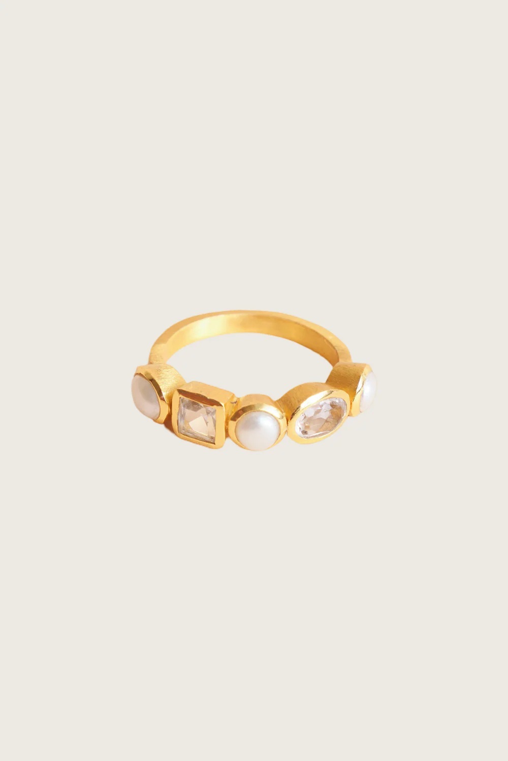 Shan Shan Ring Jasni  82.02.4068.70.07 (White Pearl / Clear Quartz)