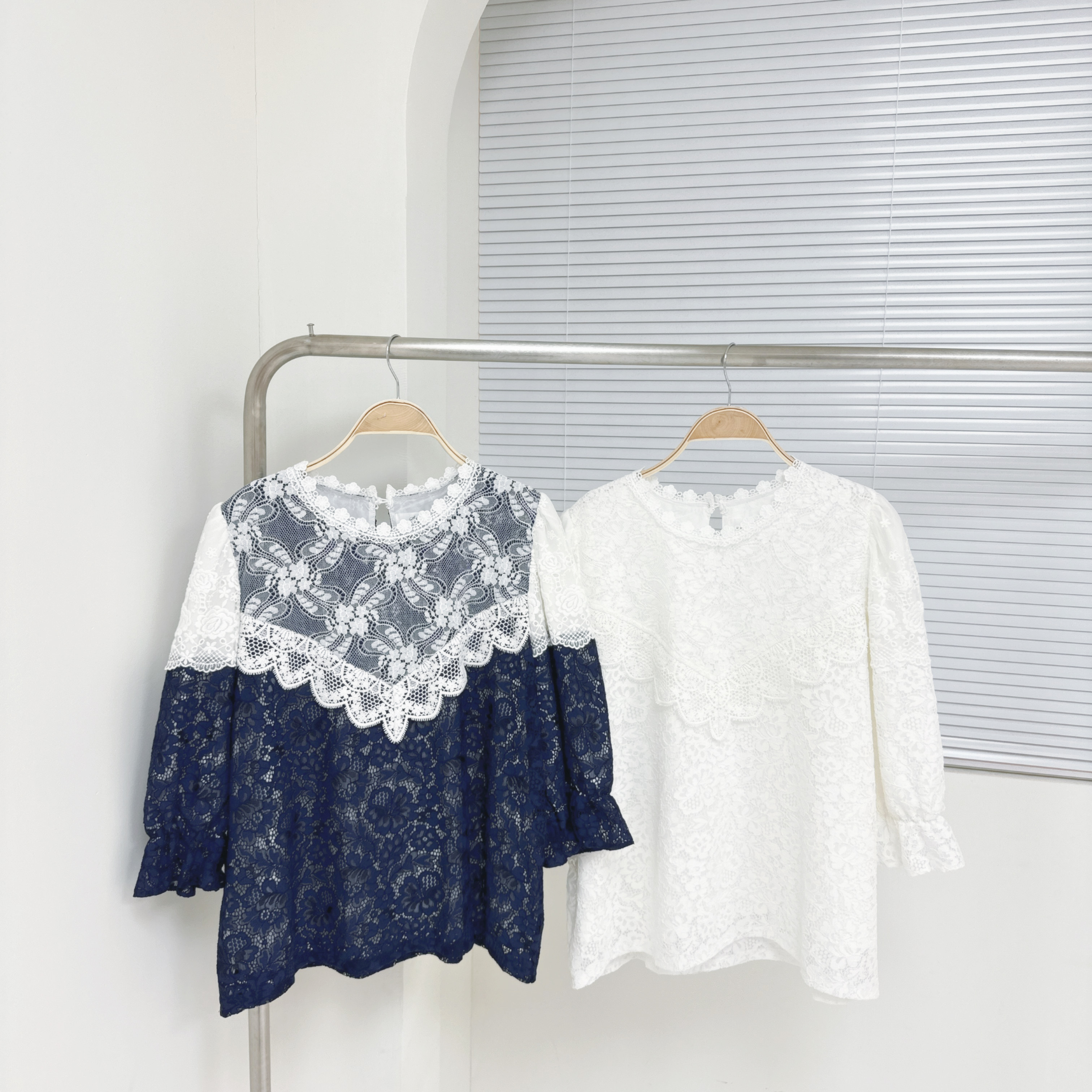 【廠家制】全Lace中袖TOP (A17-A18)