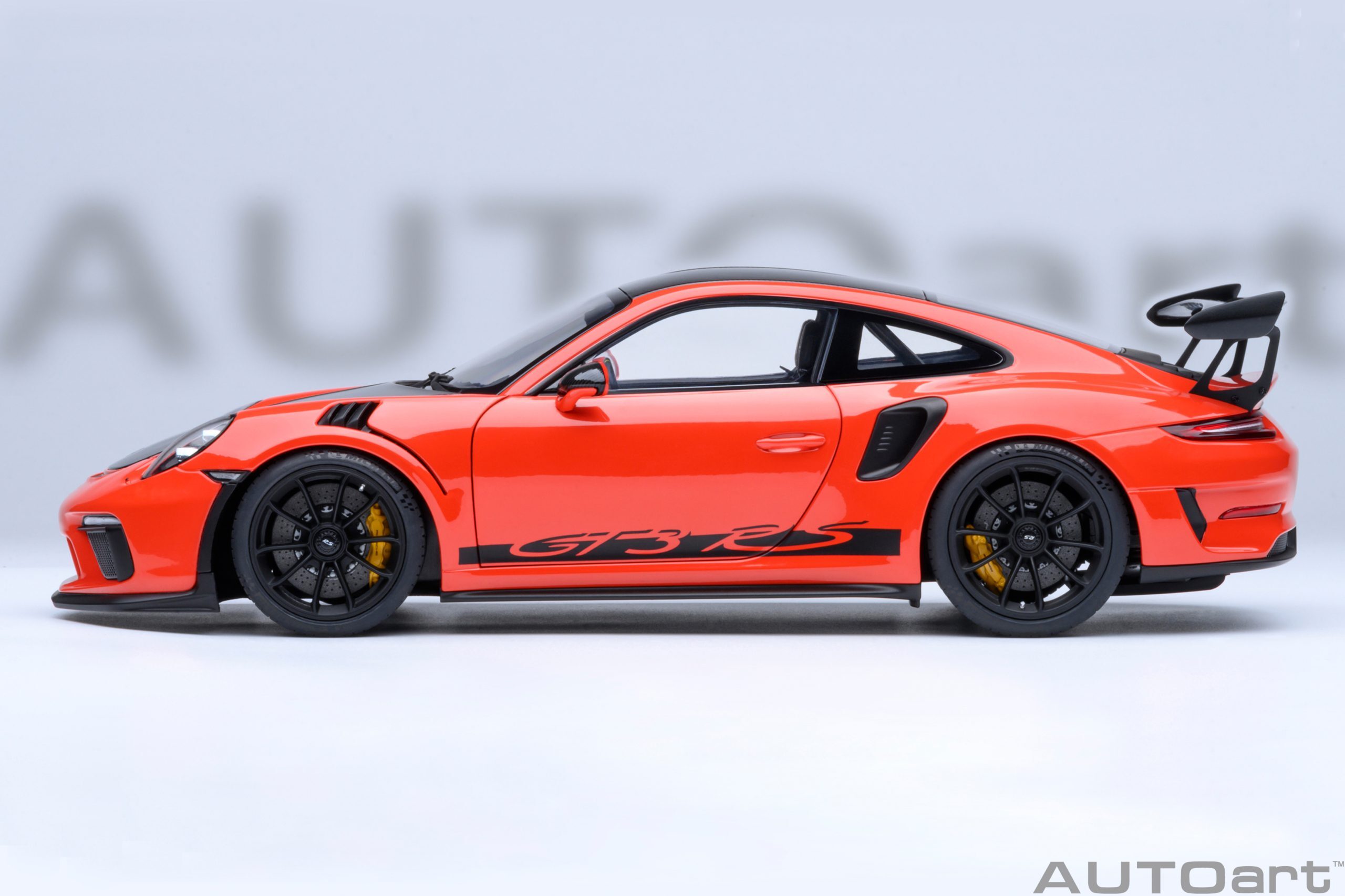 預訂 (訂金$300) (預訂價$1584) :1/18 AUTOART Porsche 911 (991.2) GT3 RS Weissach Package (Lava Orange) (78177)