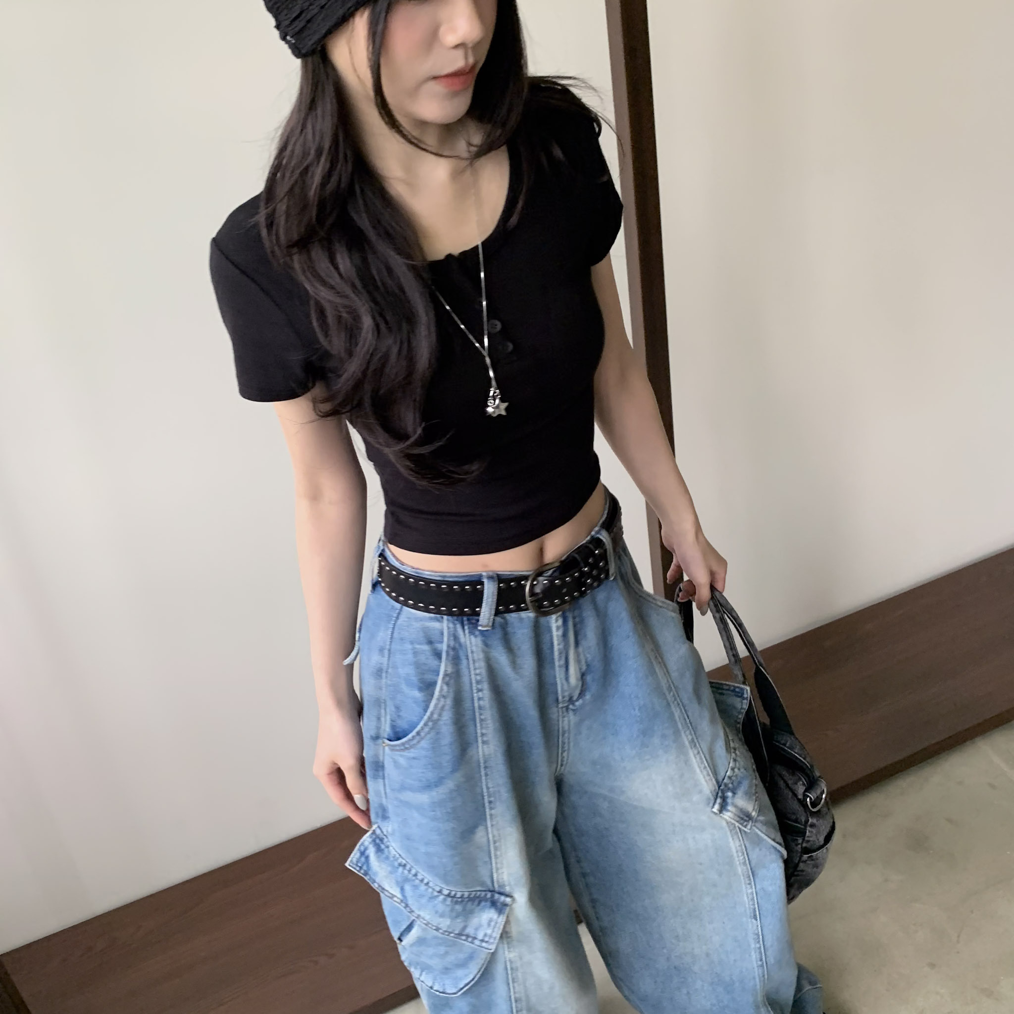 ISA_一秒好身材! 日常小辣排扣短版上衣_62009