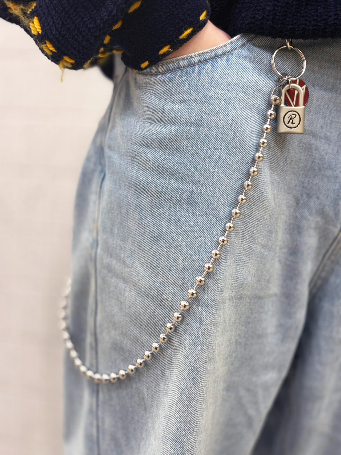 LESS - LS LOGO Wallet Chain 2