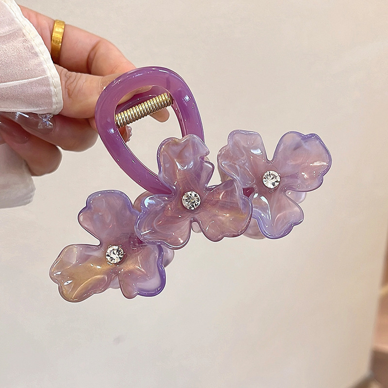 [2 FOR RM10] Ethereal Fresh Floral Hair Claw