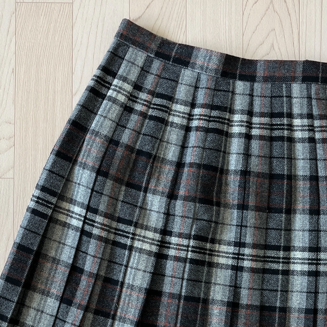 JANE MORE灰色羊毛格紋百摺裙