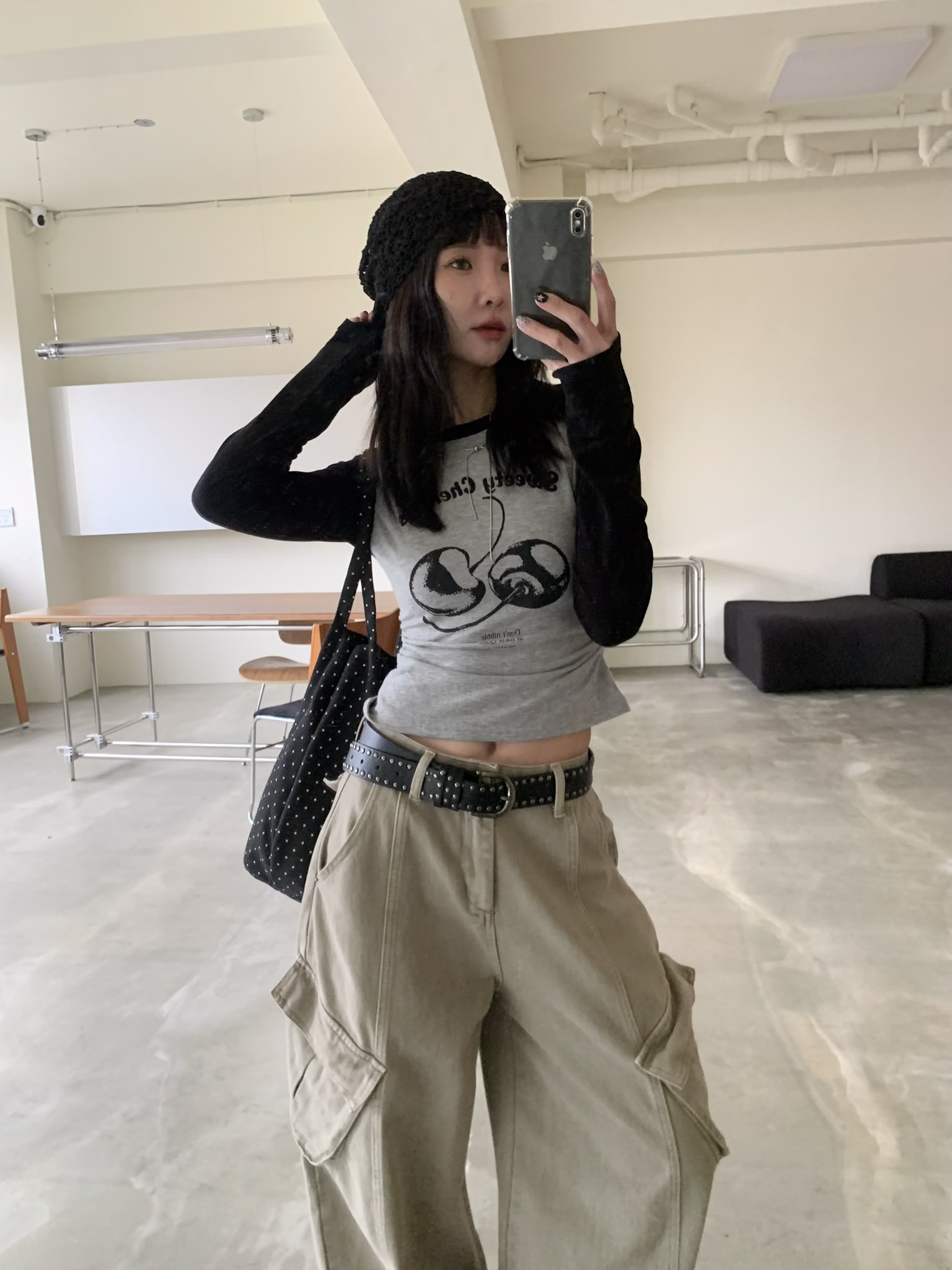 ISA_Sweety Cherries 美式撞色袖側抓皺上衣_62012