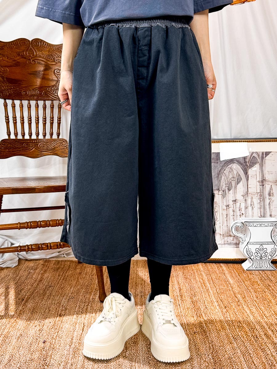 腳位扣鈕．腰位拼色．橡根腰 扯布料褲 (有袋)