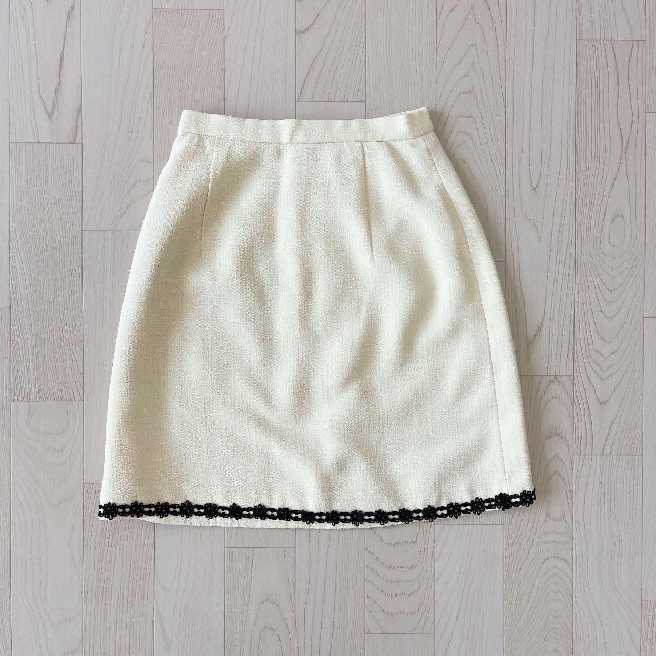 米白色古著短裙