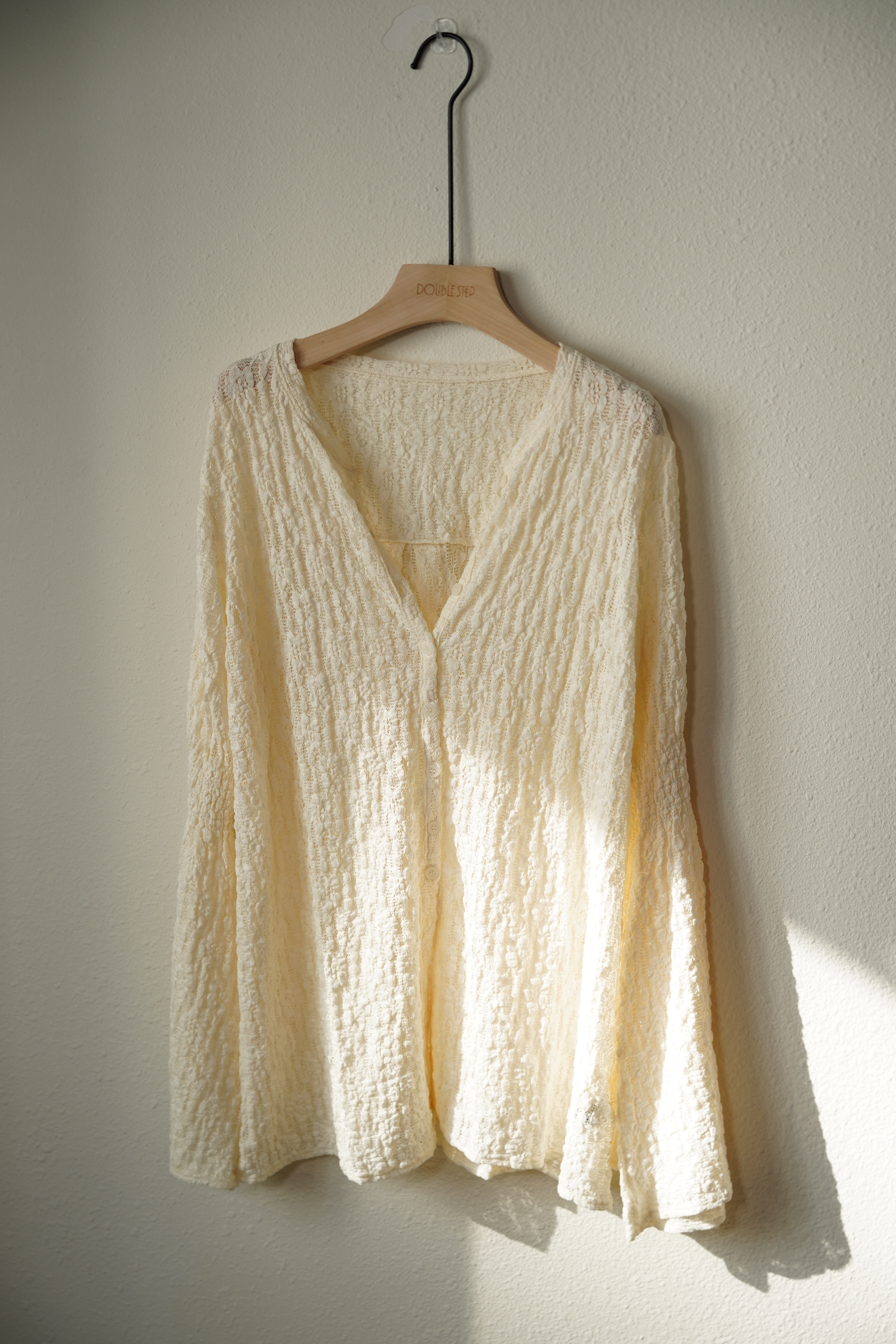 法式優雅 ～ Loose Lace top - BL52604