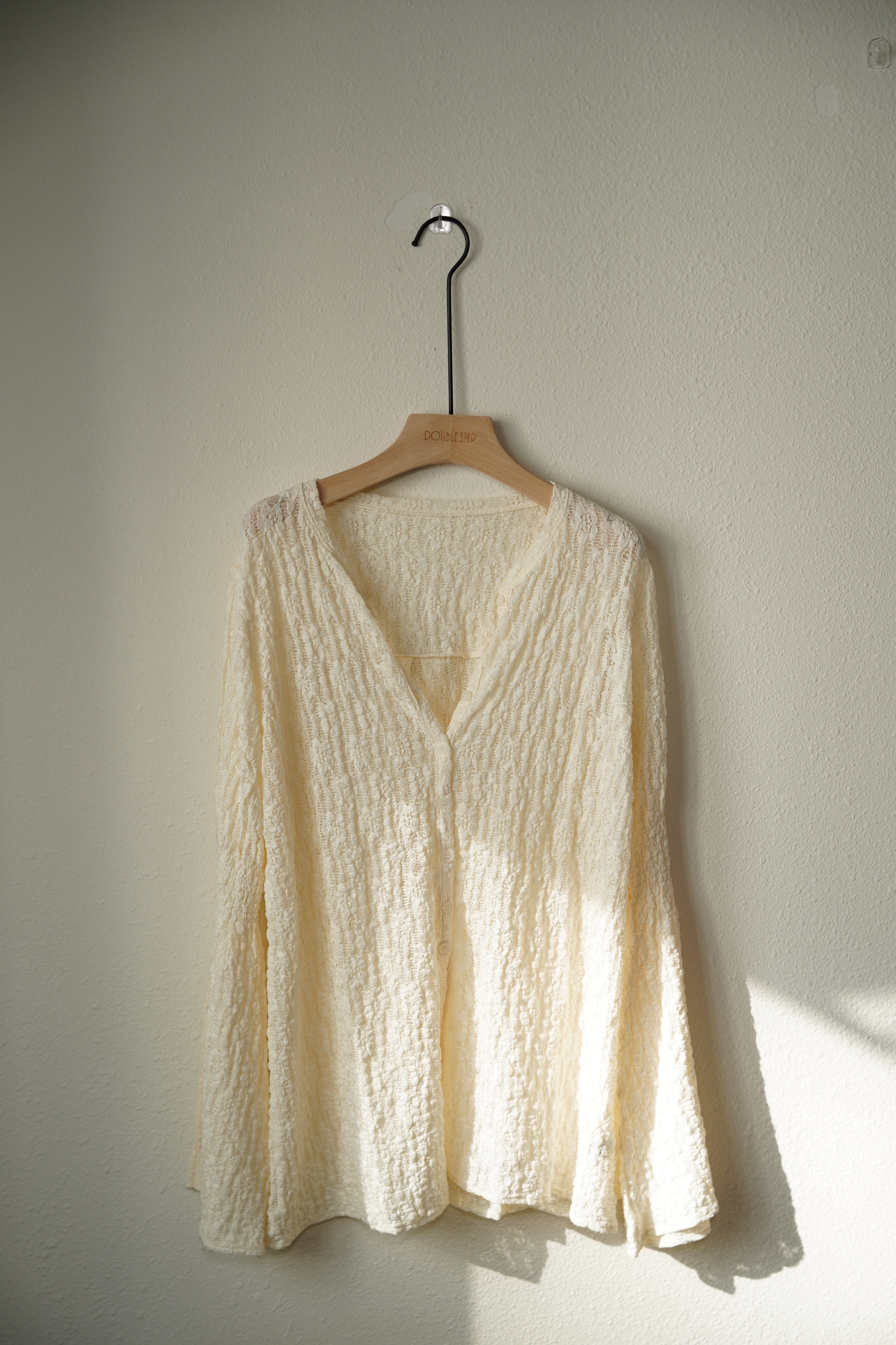 法式優雅 ～ Loose Lace top - BL52604