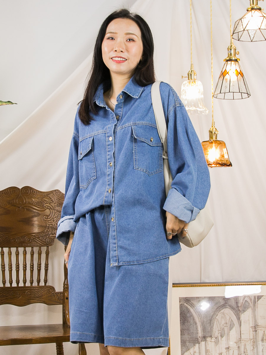 全開胸扣鈕．牛仔TOP ＋ 橡根腰束繩．牛仔短褲 (有袋) (SET)