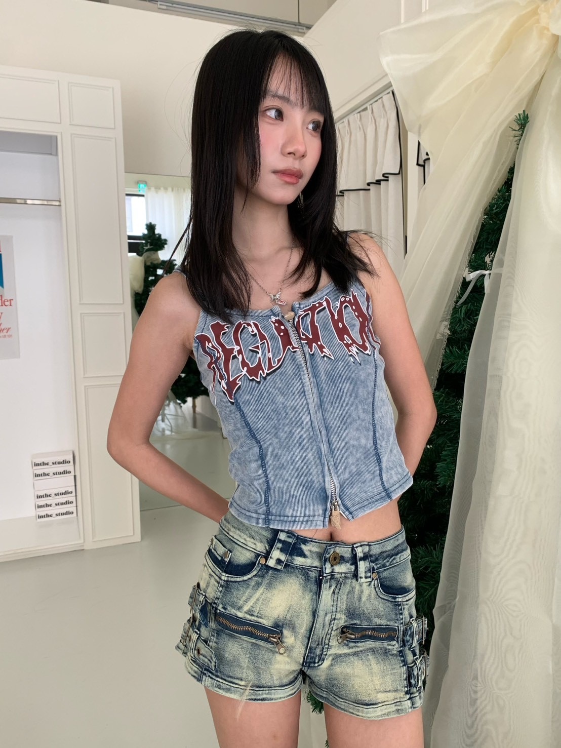 A66 現貨拉鏈造型水洗短褲