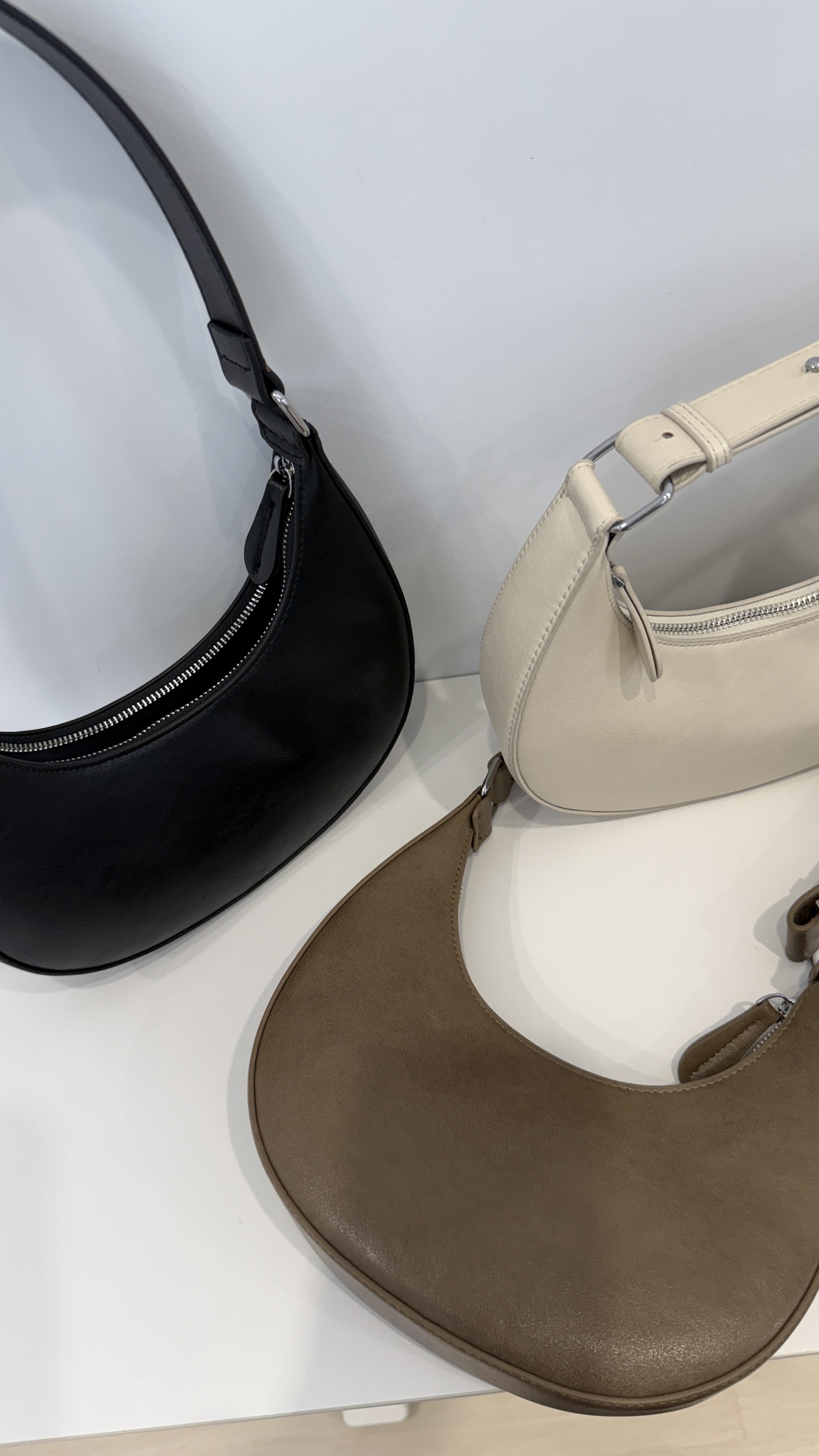 egg私推！高質感半月腋下包 _2952