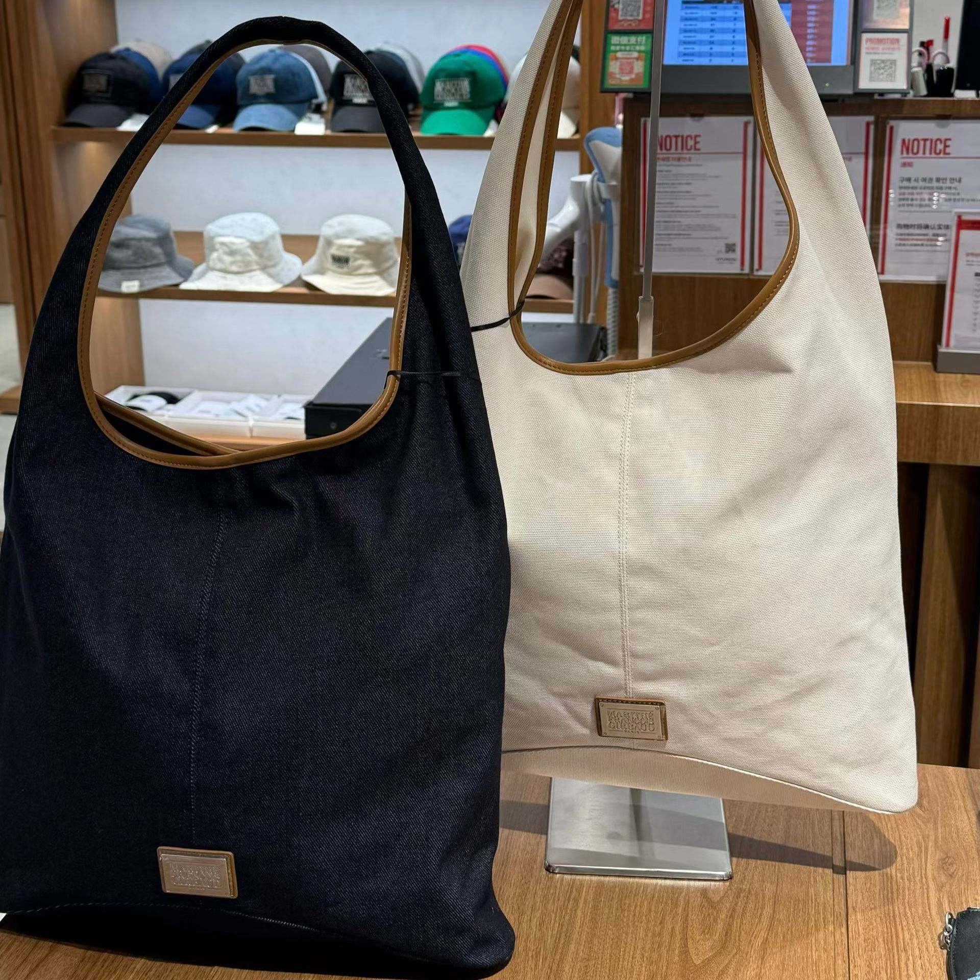 【MFG】CLASSIC LOGO ONE SHOULDER BUCKET BAG (G80-G81)