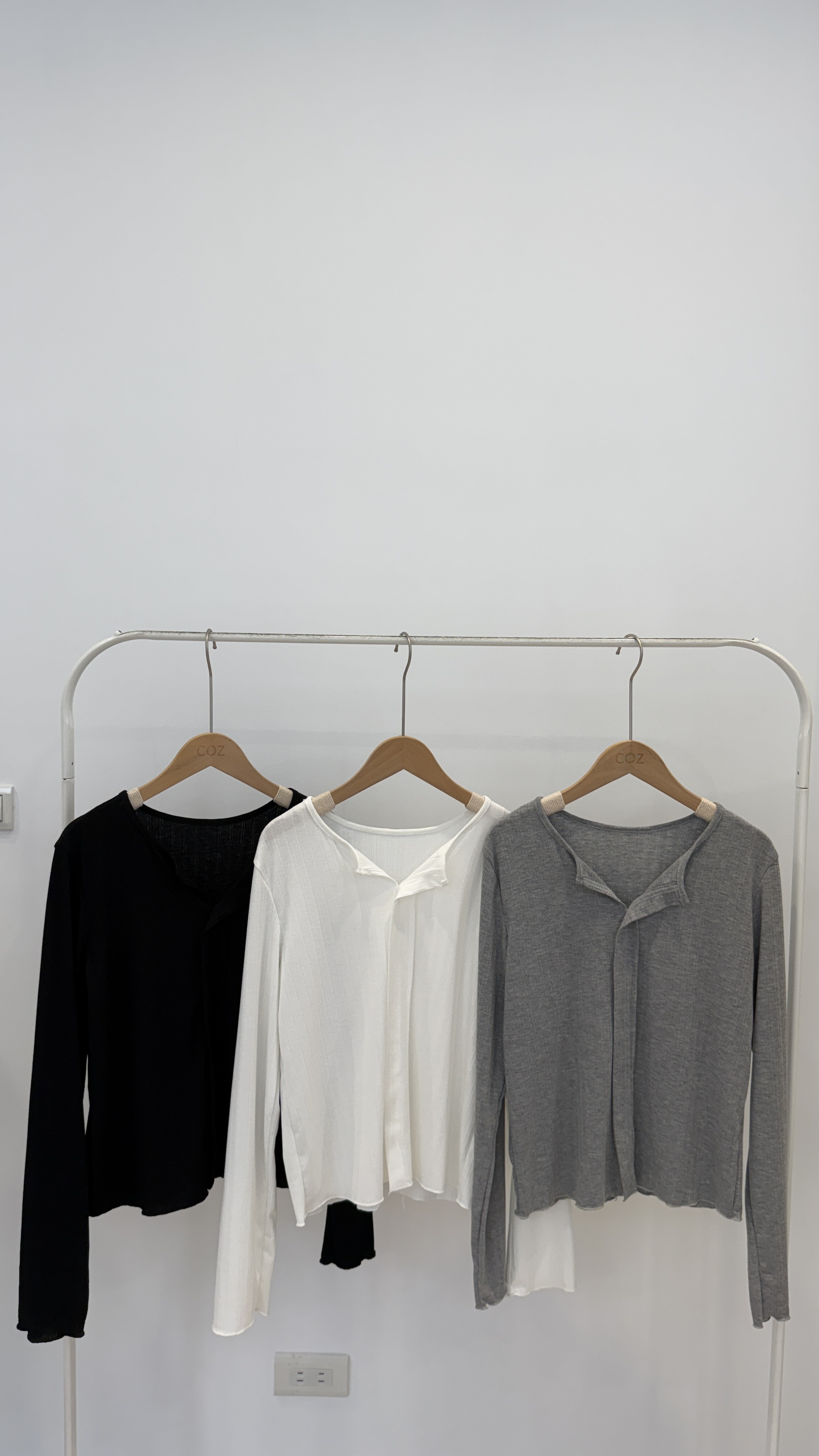 (版娘推薦) 基礎的時髦小翻領坑紋上衣 _8396A