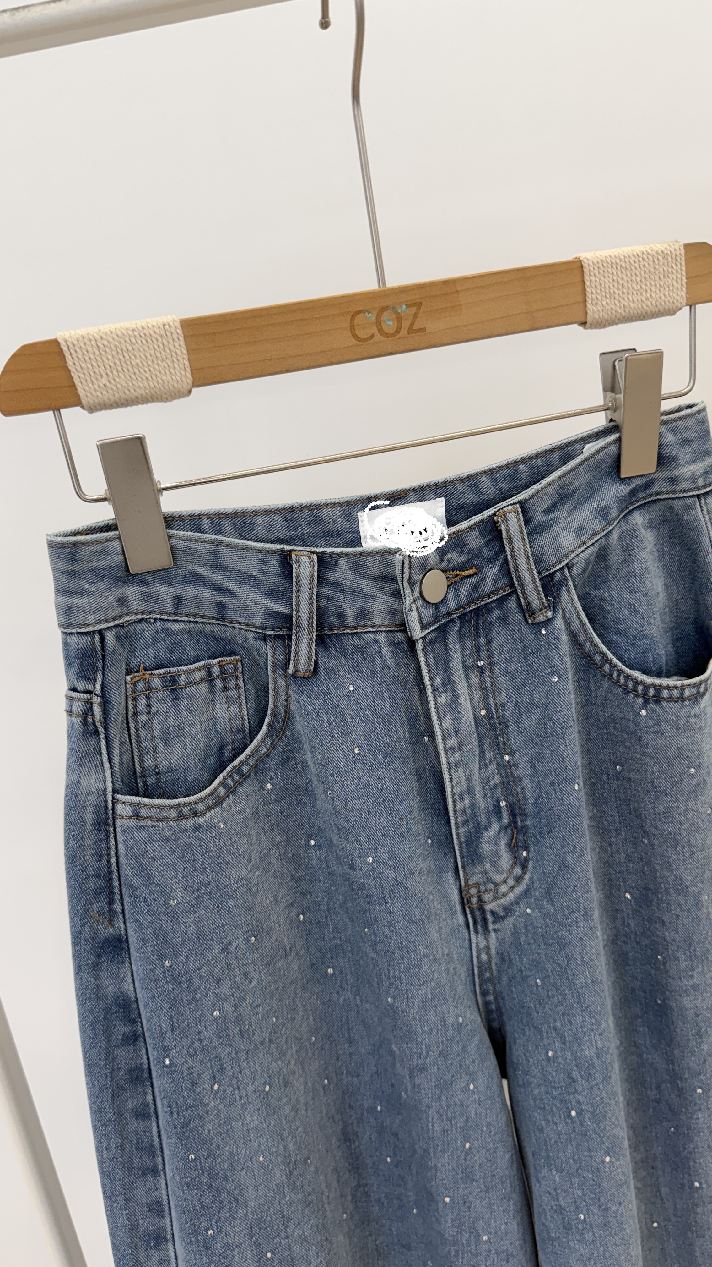 時髦的 JJJ妮小鑽鑽牛仔彎刀褲SML _9019