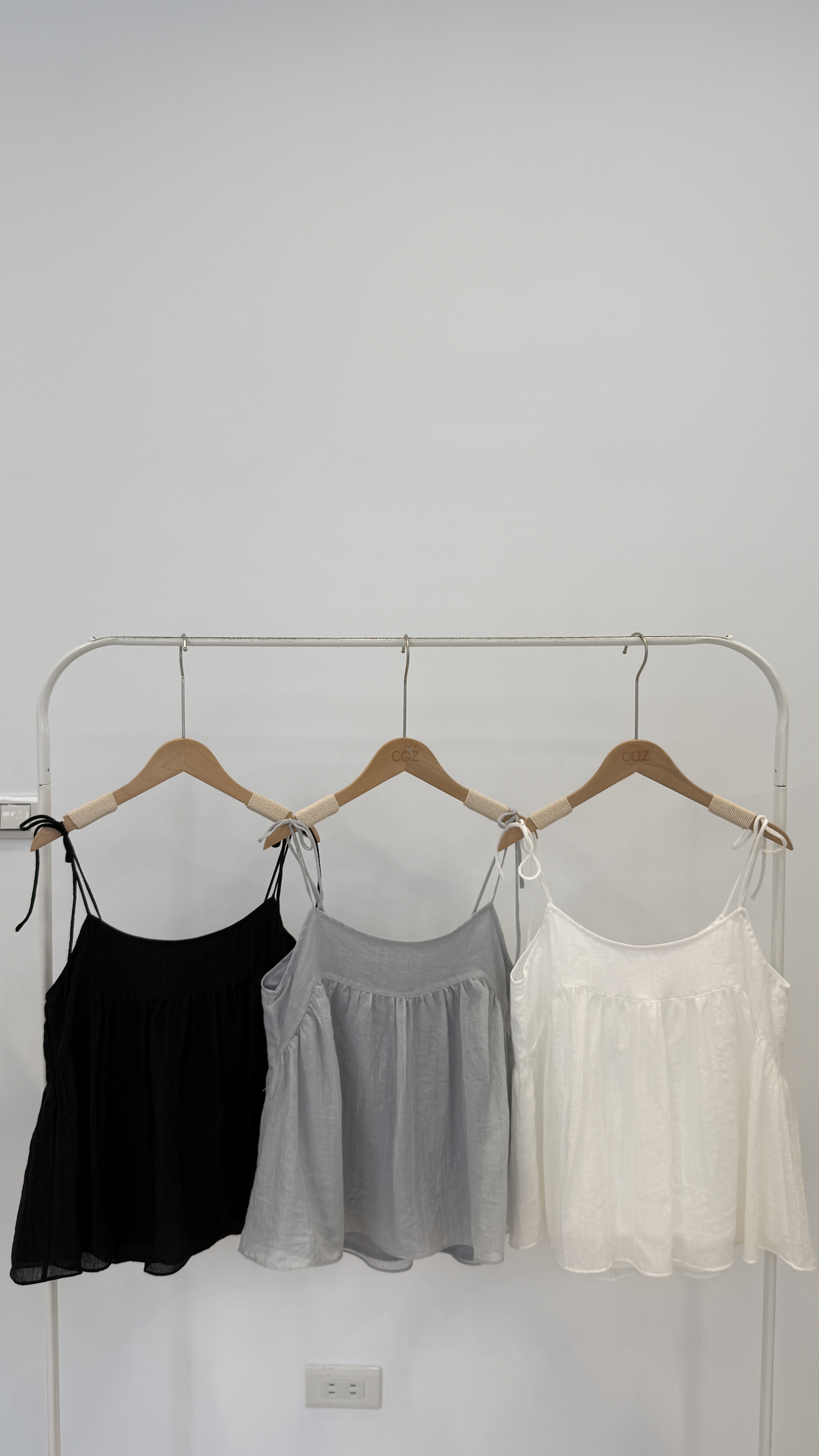 細節多多的肩帶自己綁的細肩背心_8958