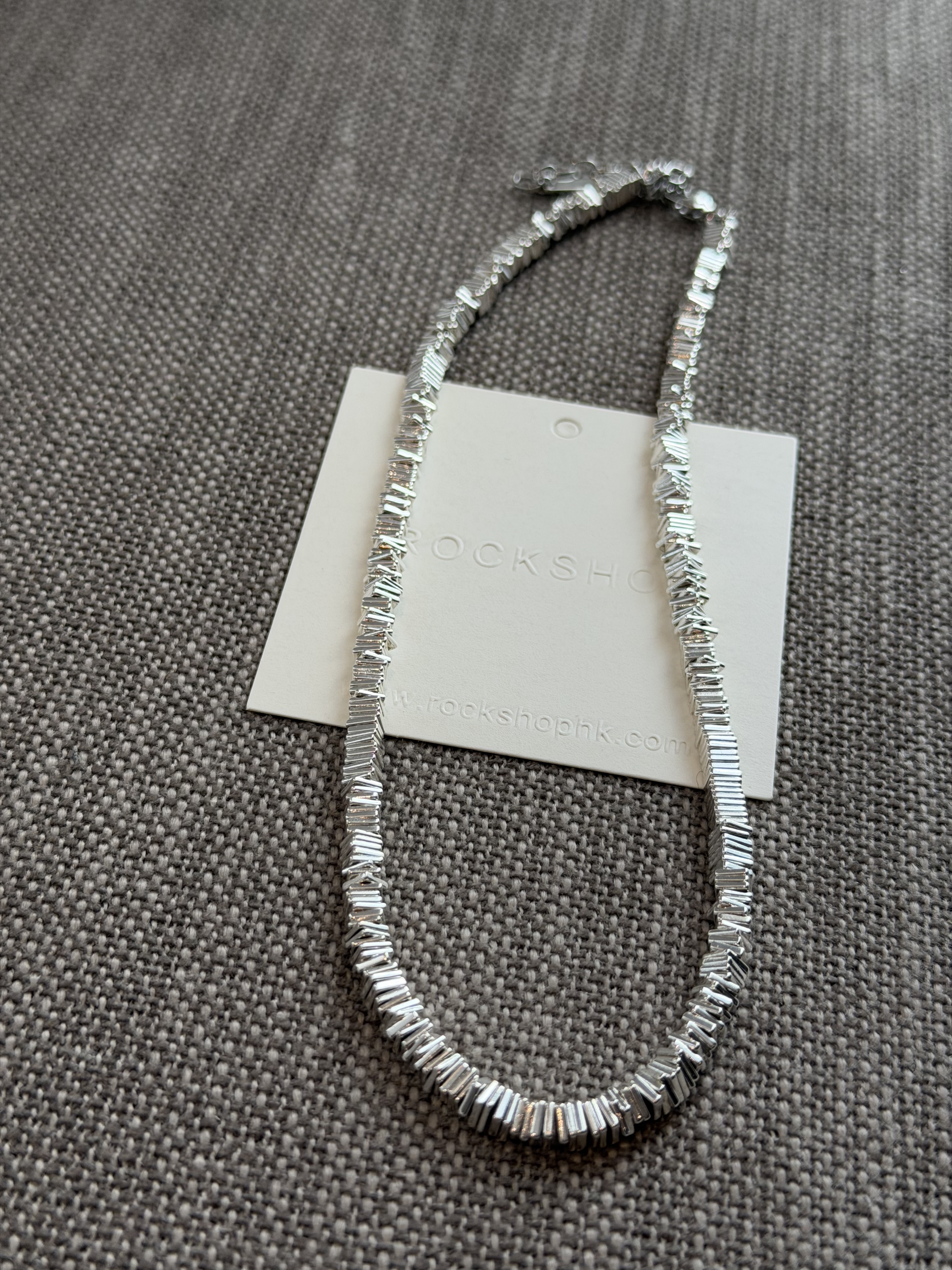 82U2603