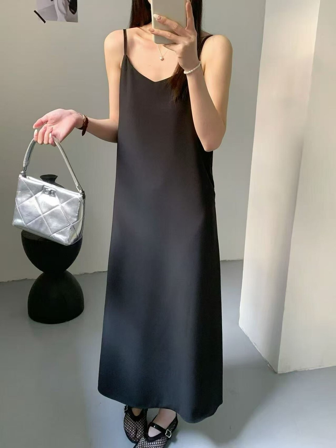 溫柔感細肩帶素面背心裙長洋裝 / 4色