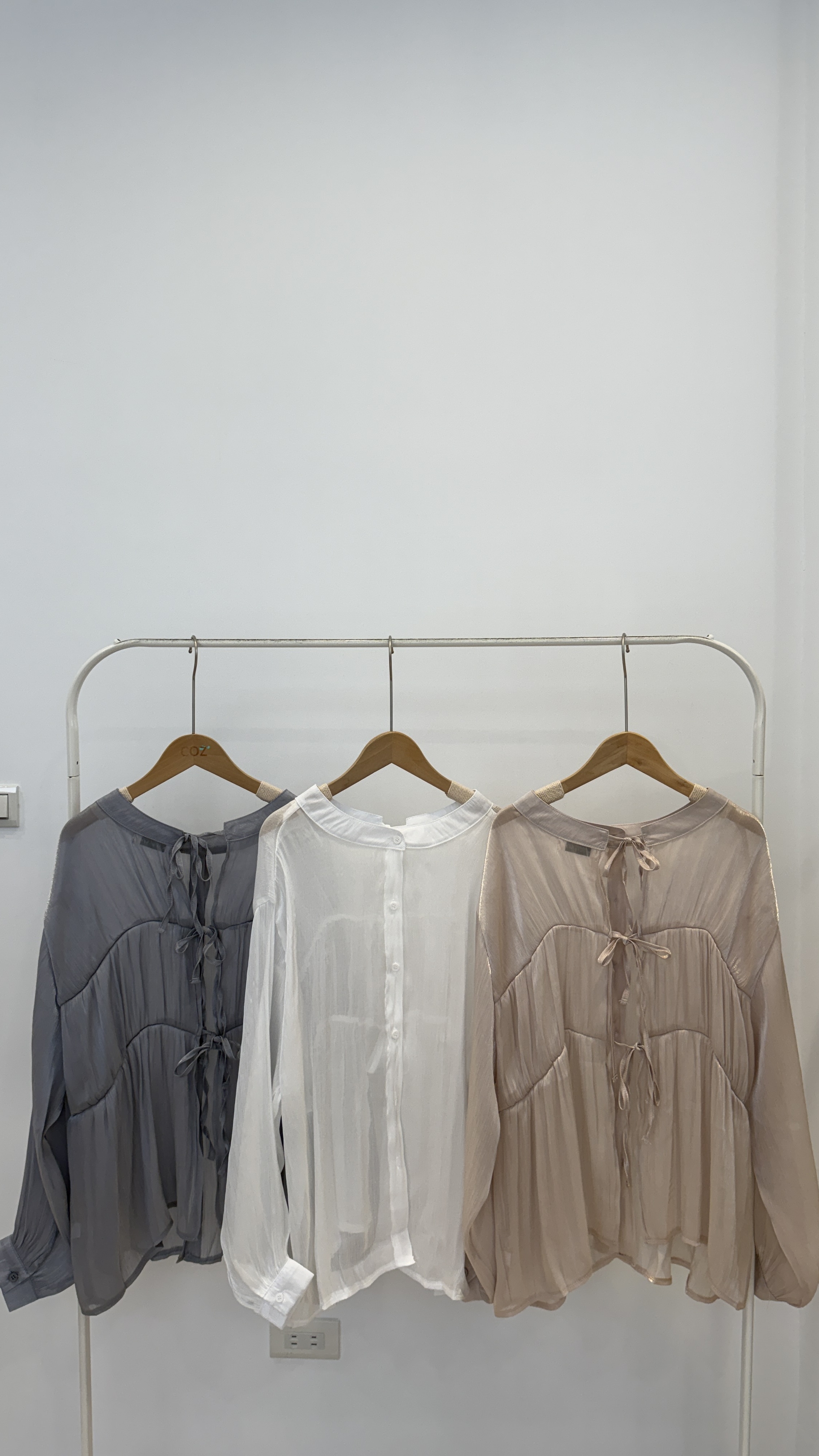 egg激推必買！漂亮s的珠光絲緞兩面穿上衣 _2645