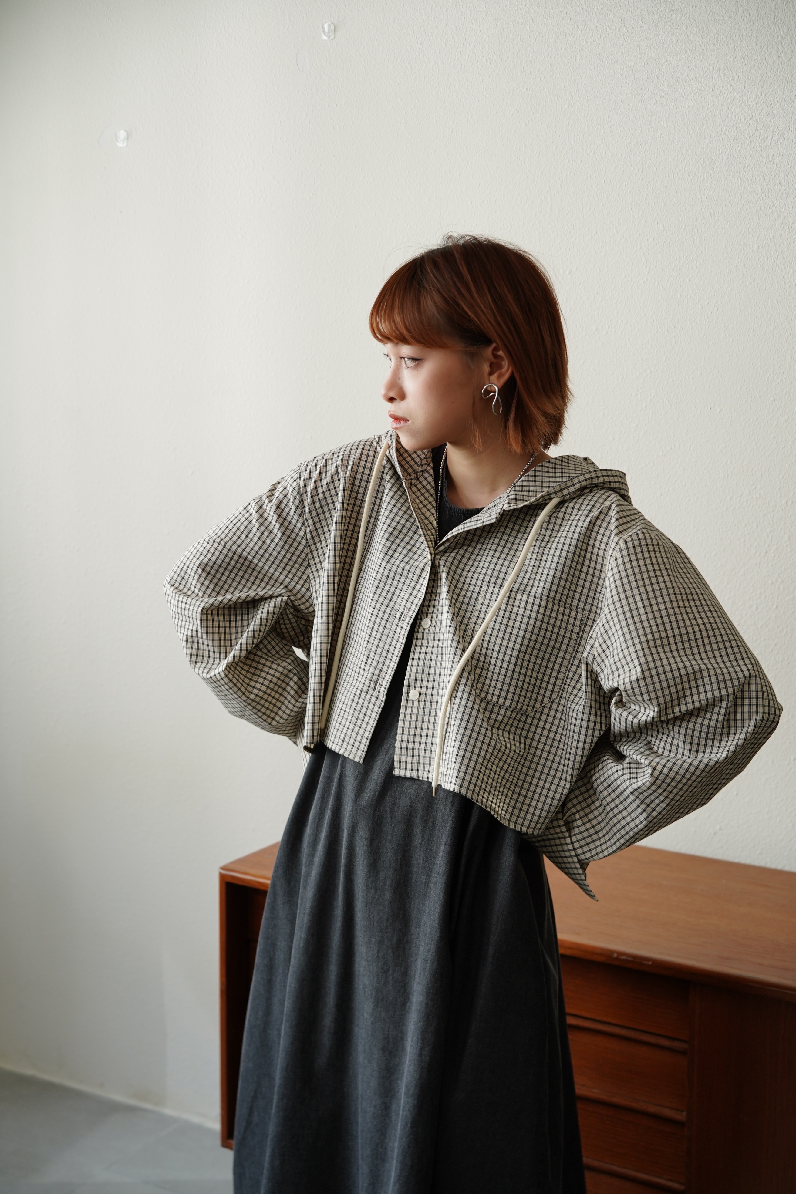 大帽子格仔開胸上衣 - JK53834