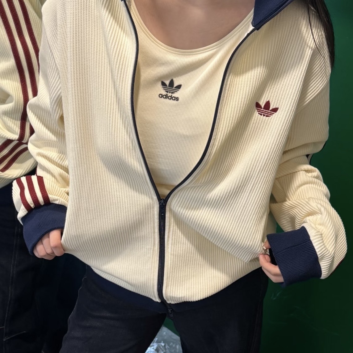 ADIDAS ORIGINALS 米白 酒紅三線 運動外套 愛迪達 KY5769