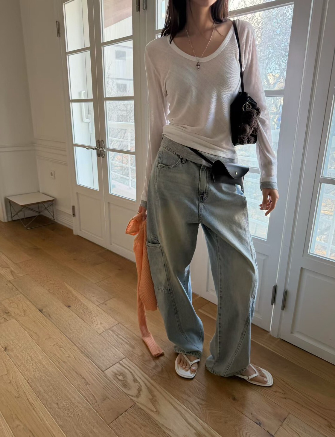 #AF130斜紋理拼色打底衣(白/黑)