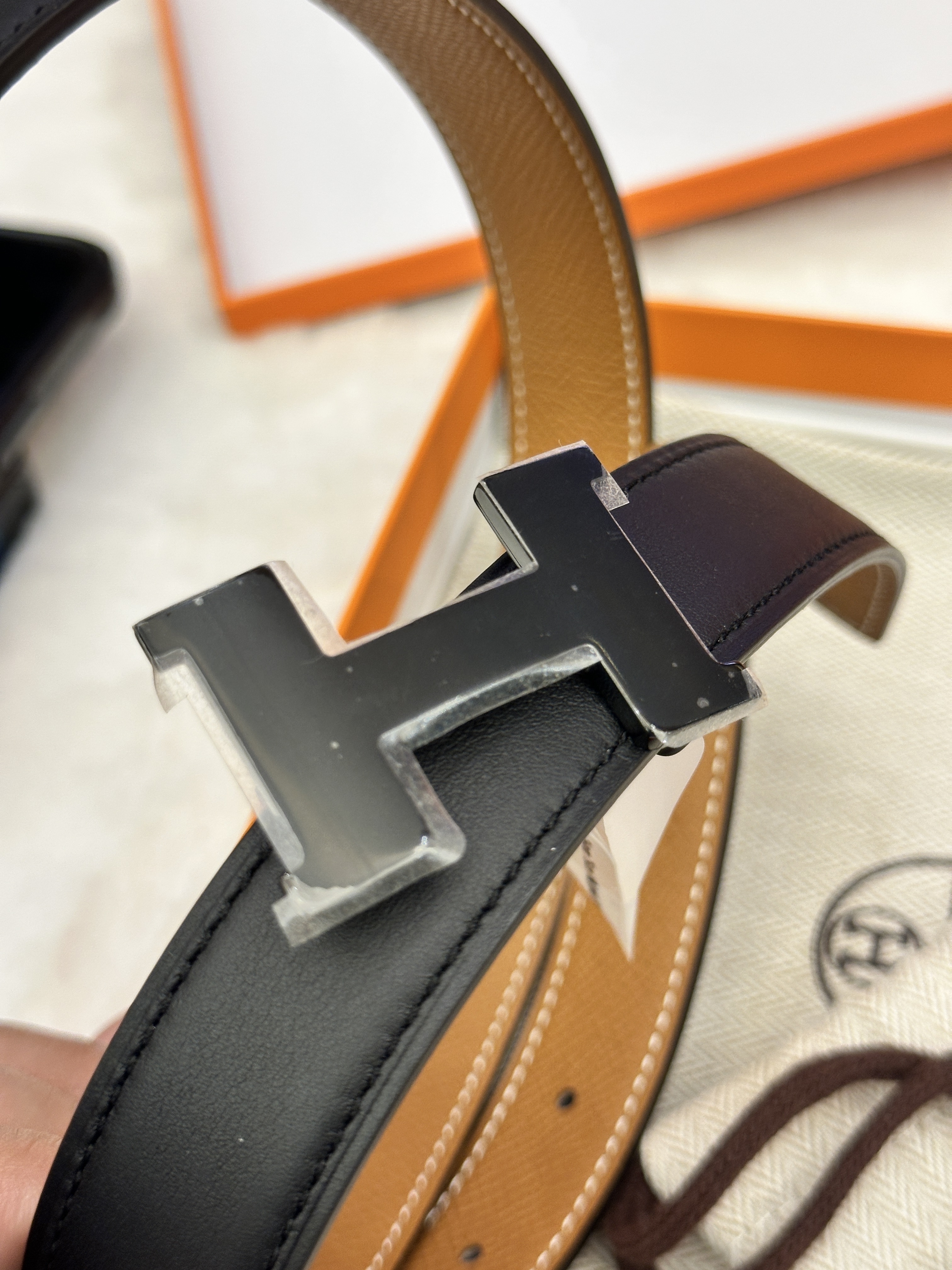 Hermes 24mm black/gold SoBlack buckle 75cm
