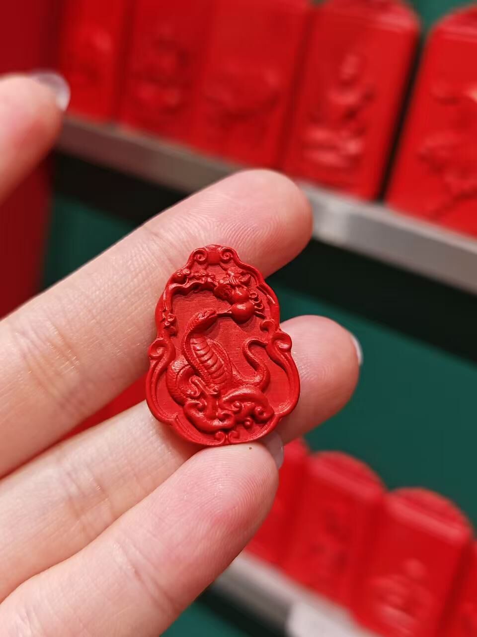 WK077 D17 朱砂十二生肖（蛇）