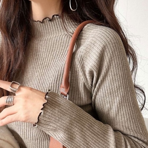 日本 小撞色捲捲針織上衣