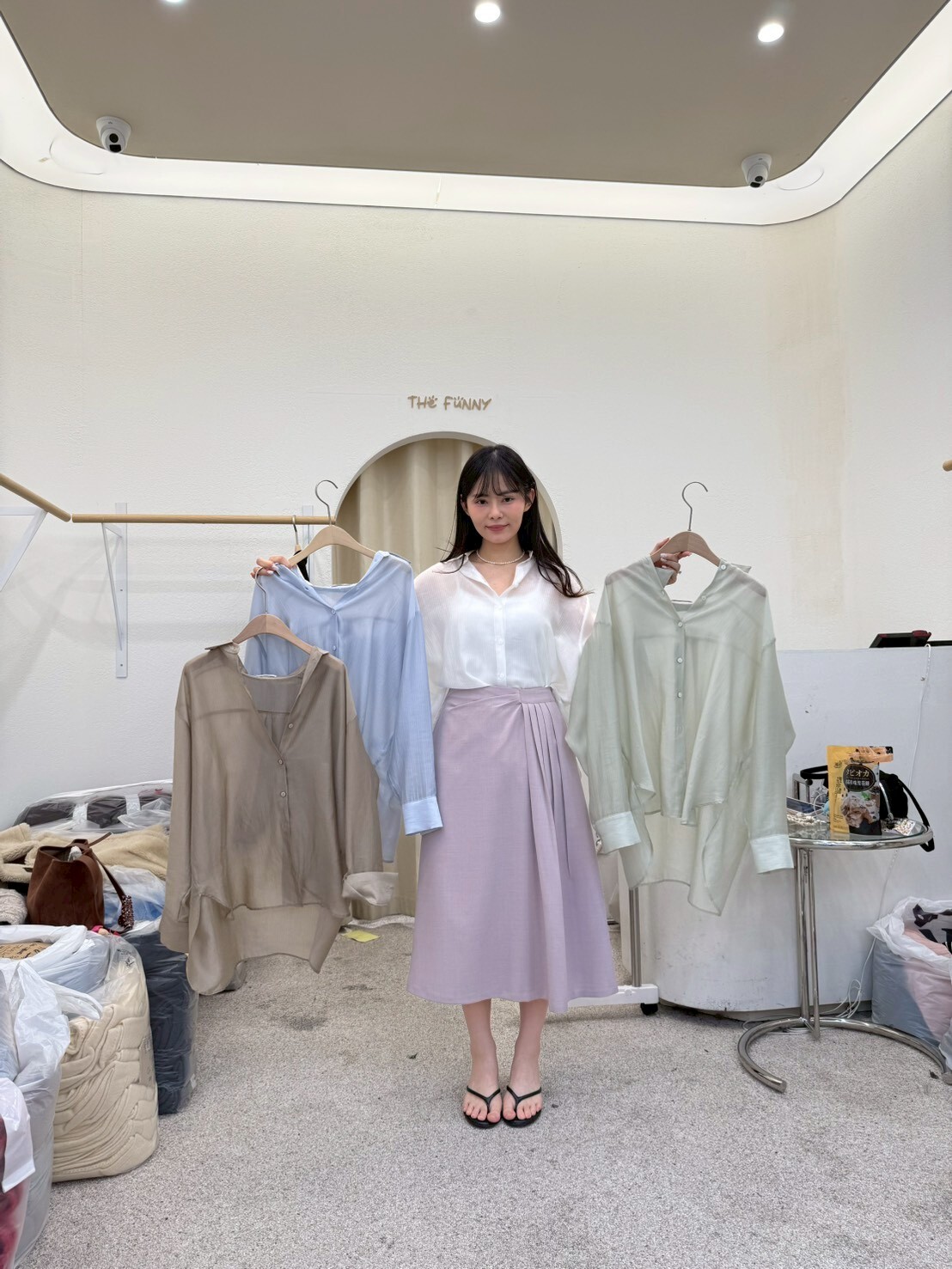 FP6021 條紋天絲薄襯衫上衣