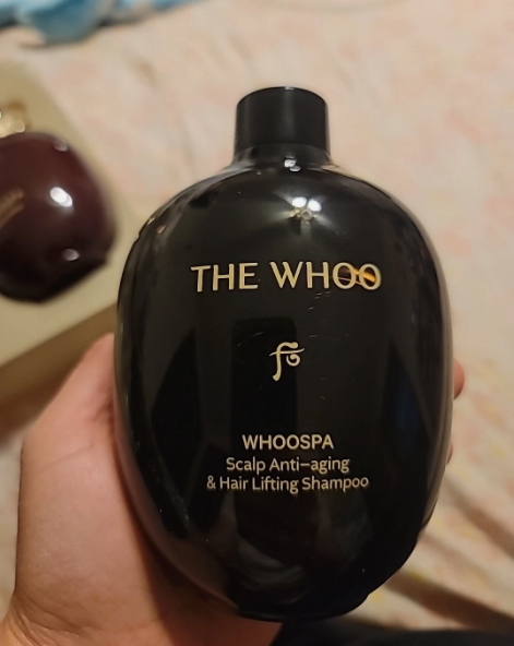 [K] BEAUTY WHOOSPA SCALP ANTI-AGING & HAIR LIFTING SHAMPOO, 8809949573116 (KBY10)
