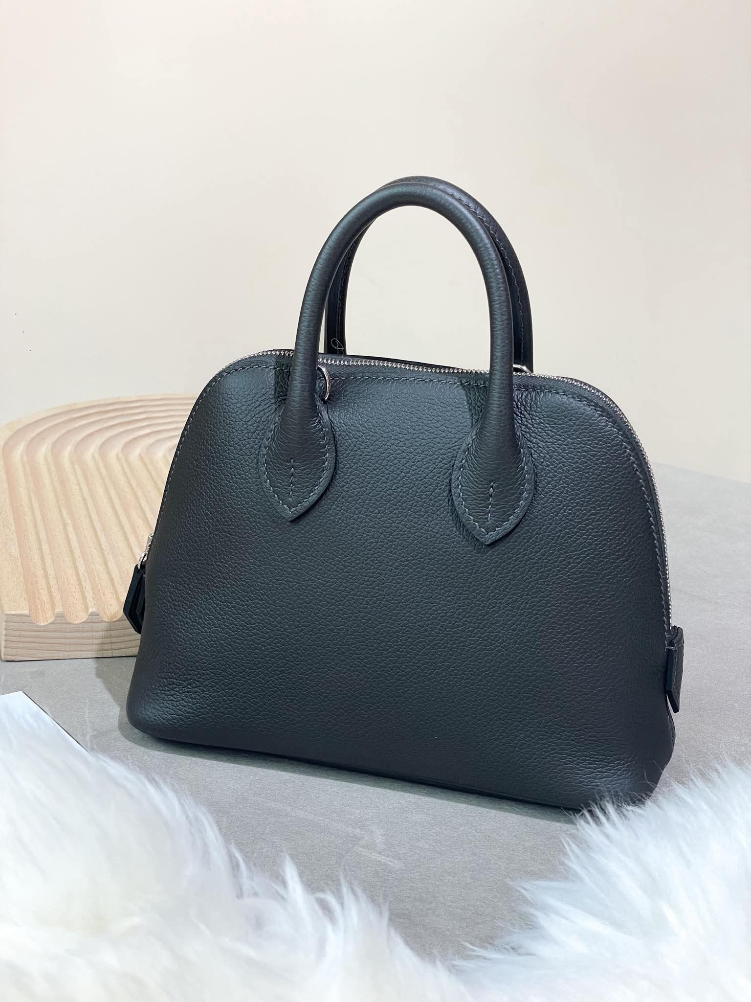 Hermès Bolide Mini Evercolor Leather  Vert Bronze PHW HK$6x,xxx (HK$2,000 即時落訂)