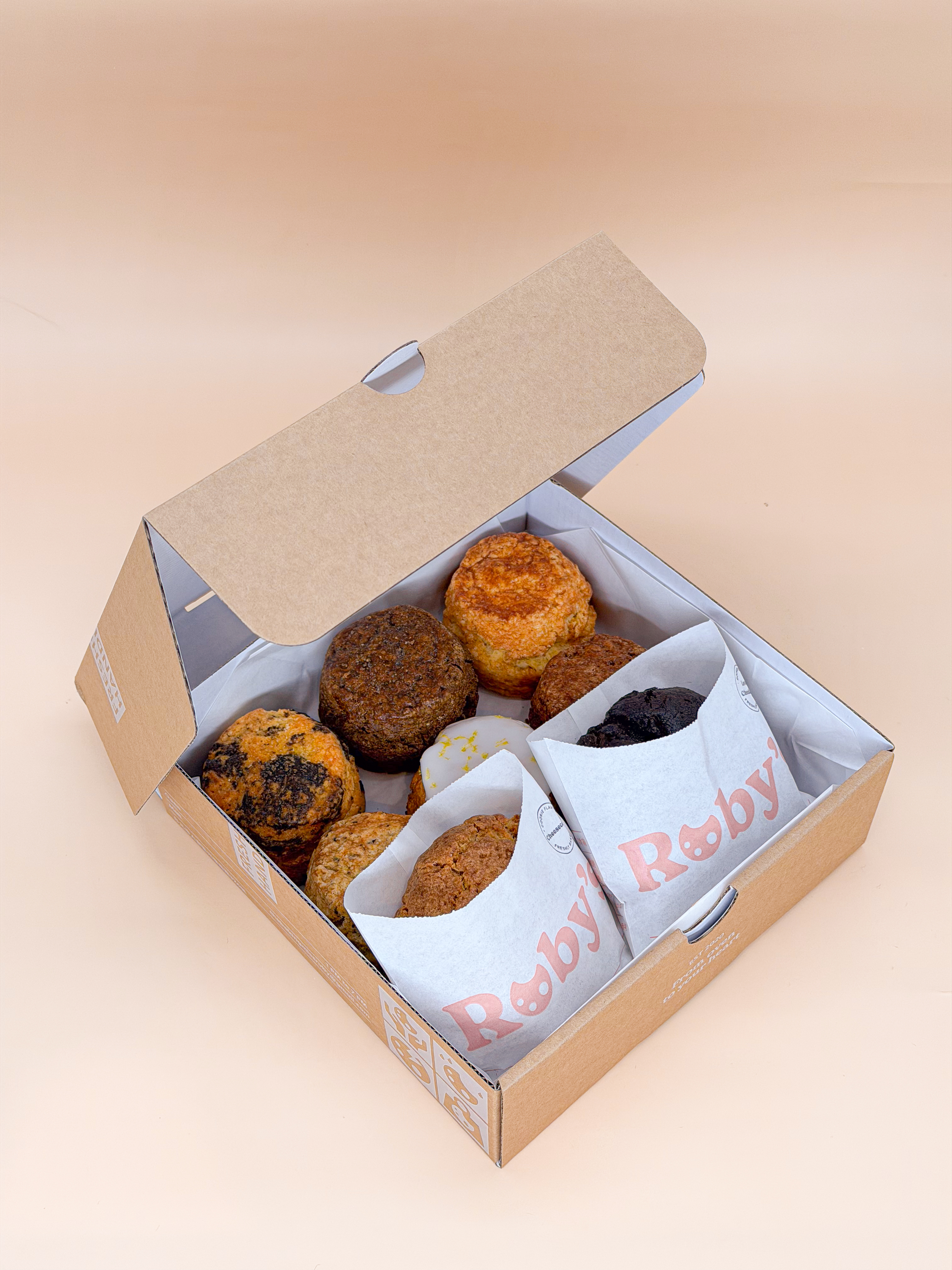 經典喜餅禮盒：6司康 + 2餅乾