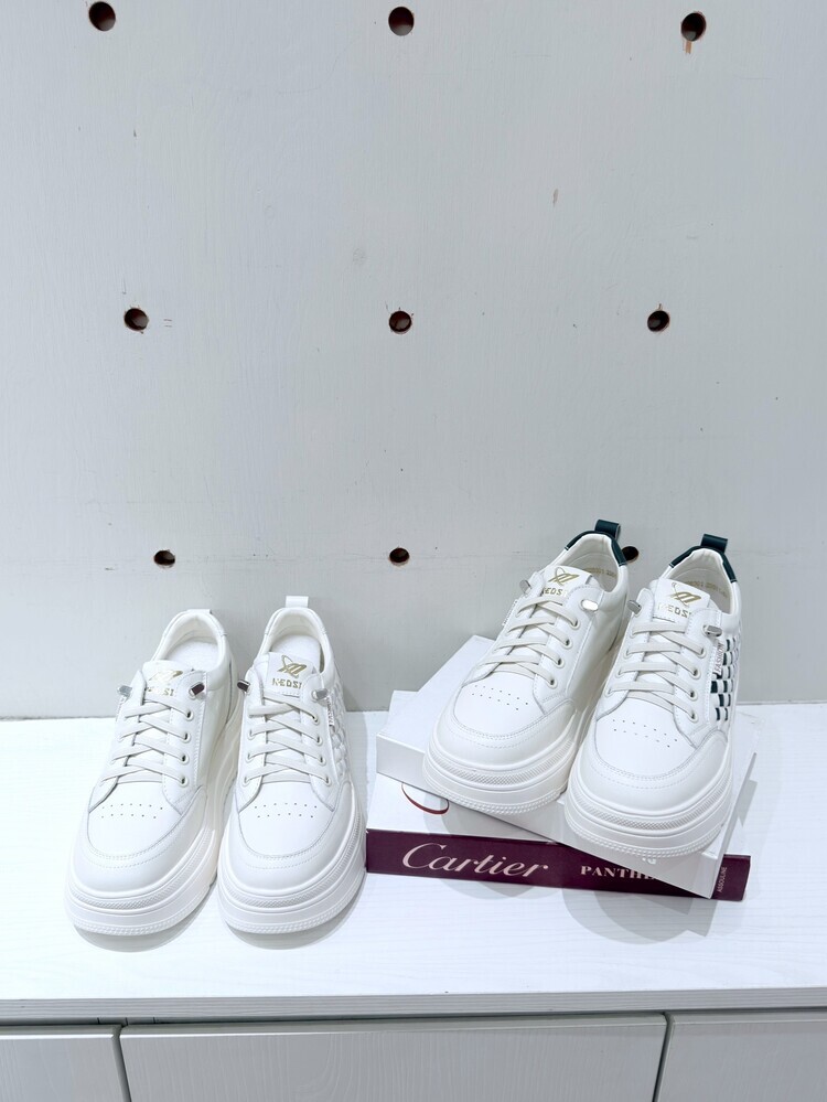 【現貨+預購】菱格內增高白鞋