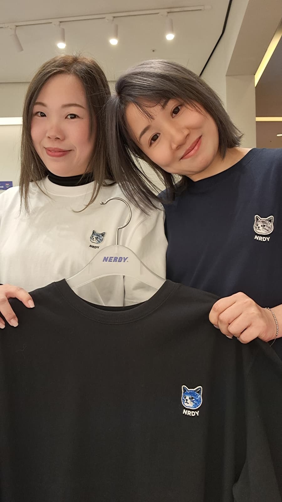 韓國代購 NERDY Cat Wappen Short Sleeve T-Shirt NE09
